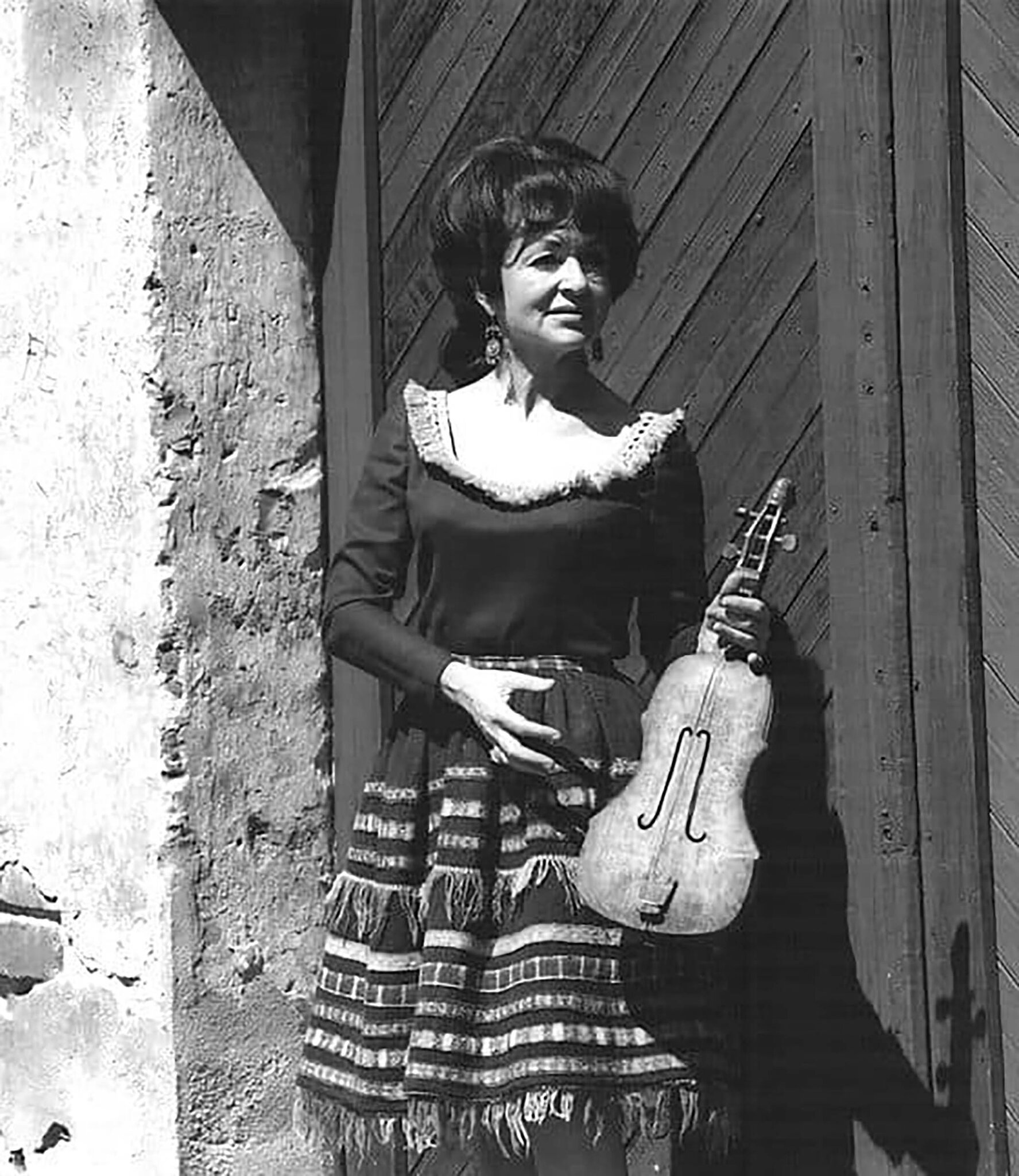 Elisabeth Waldo Dies at 107; Fused Indigenous and Western Sounds