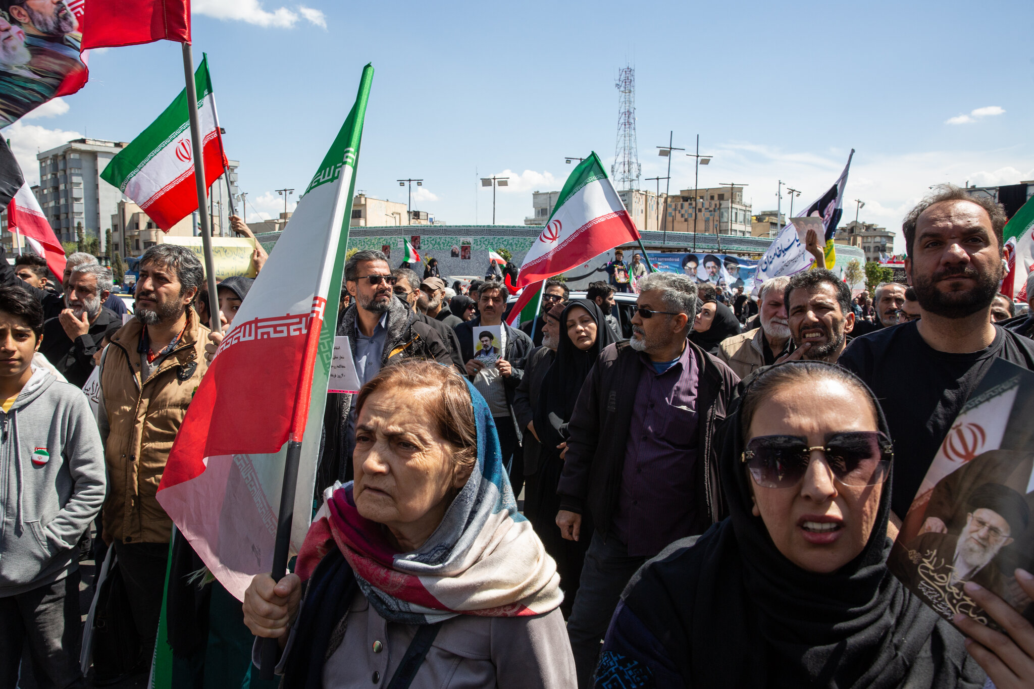Iran War Live Updates: Fragile Cease-Fire Takes Hold as Both Sides Claim Victory