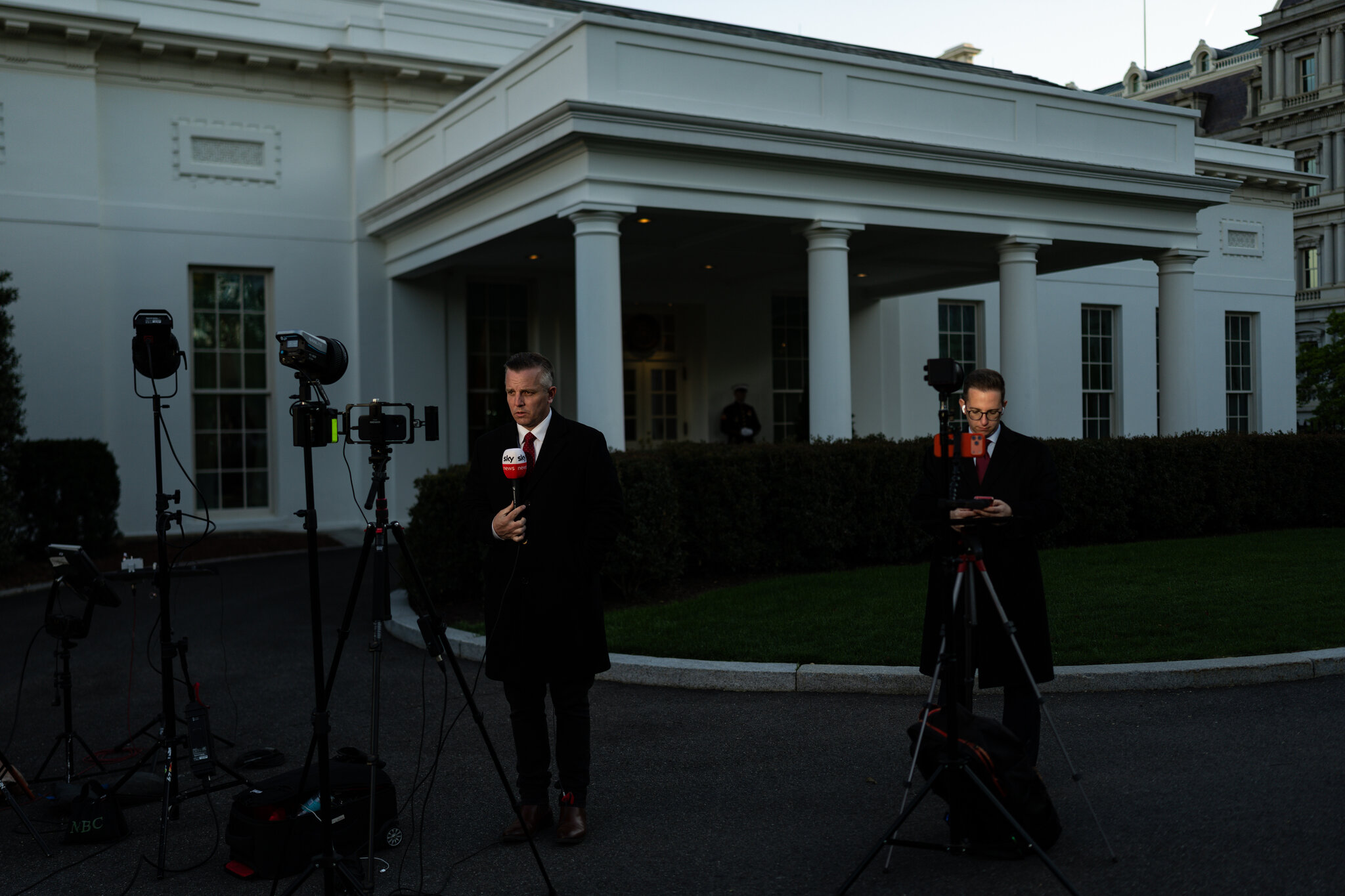 White House Warned Staff Not to Engage in Insider Trading Amid War With Iran