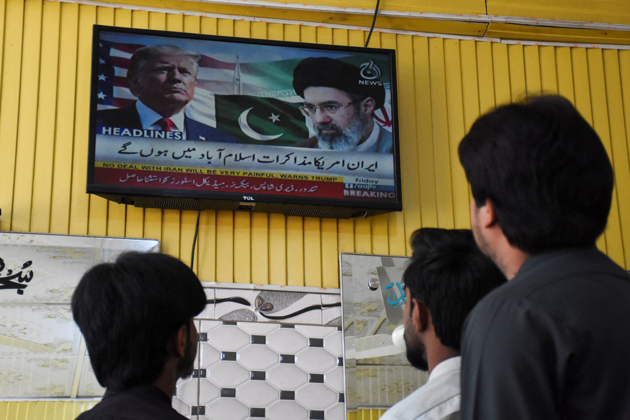 Facing Many Crises, Pakistan Tries to End a Big One — in Iran