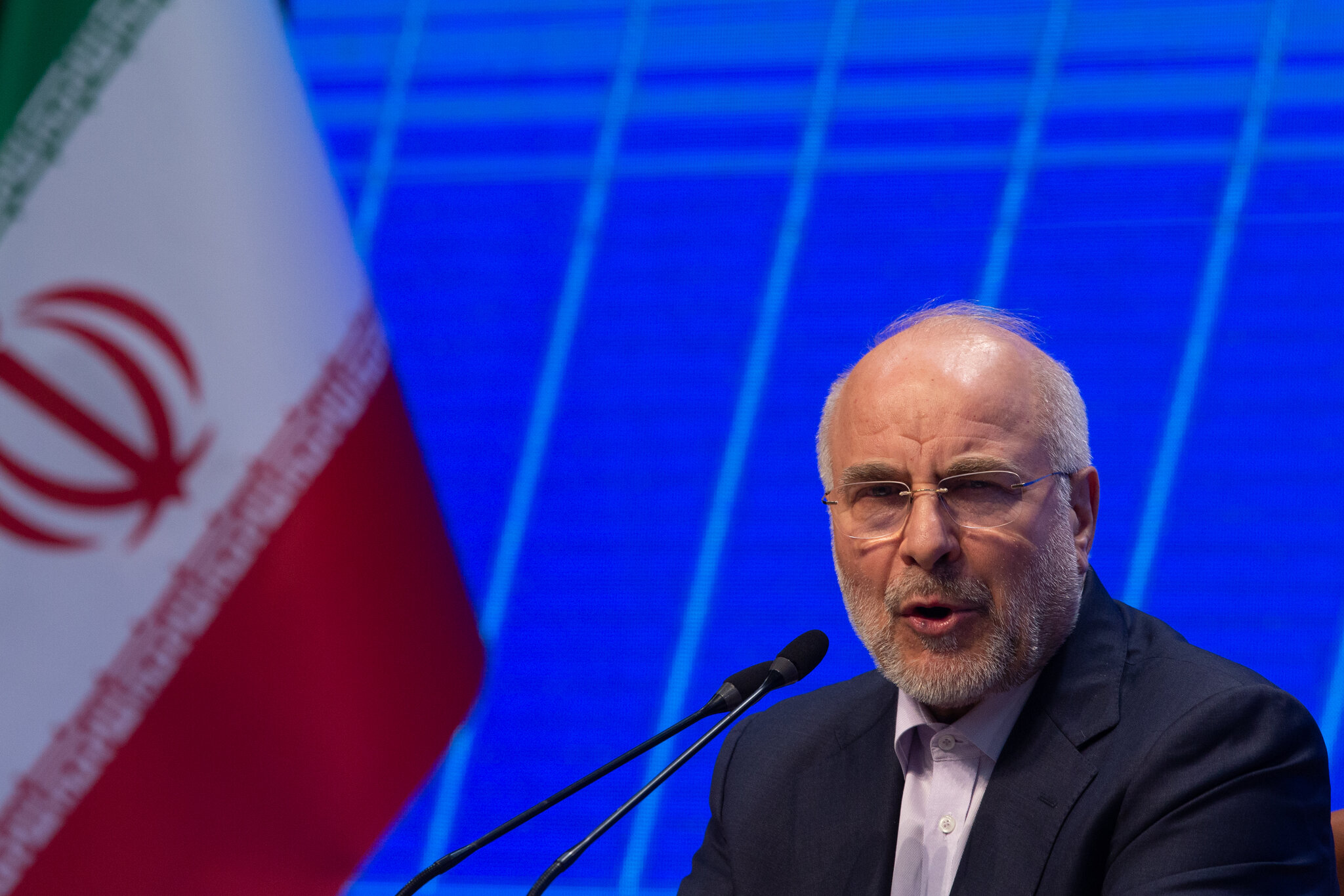 A senior Iranian official says ‘blocked assets’ must be released before peace talks can begin.