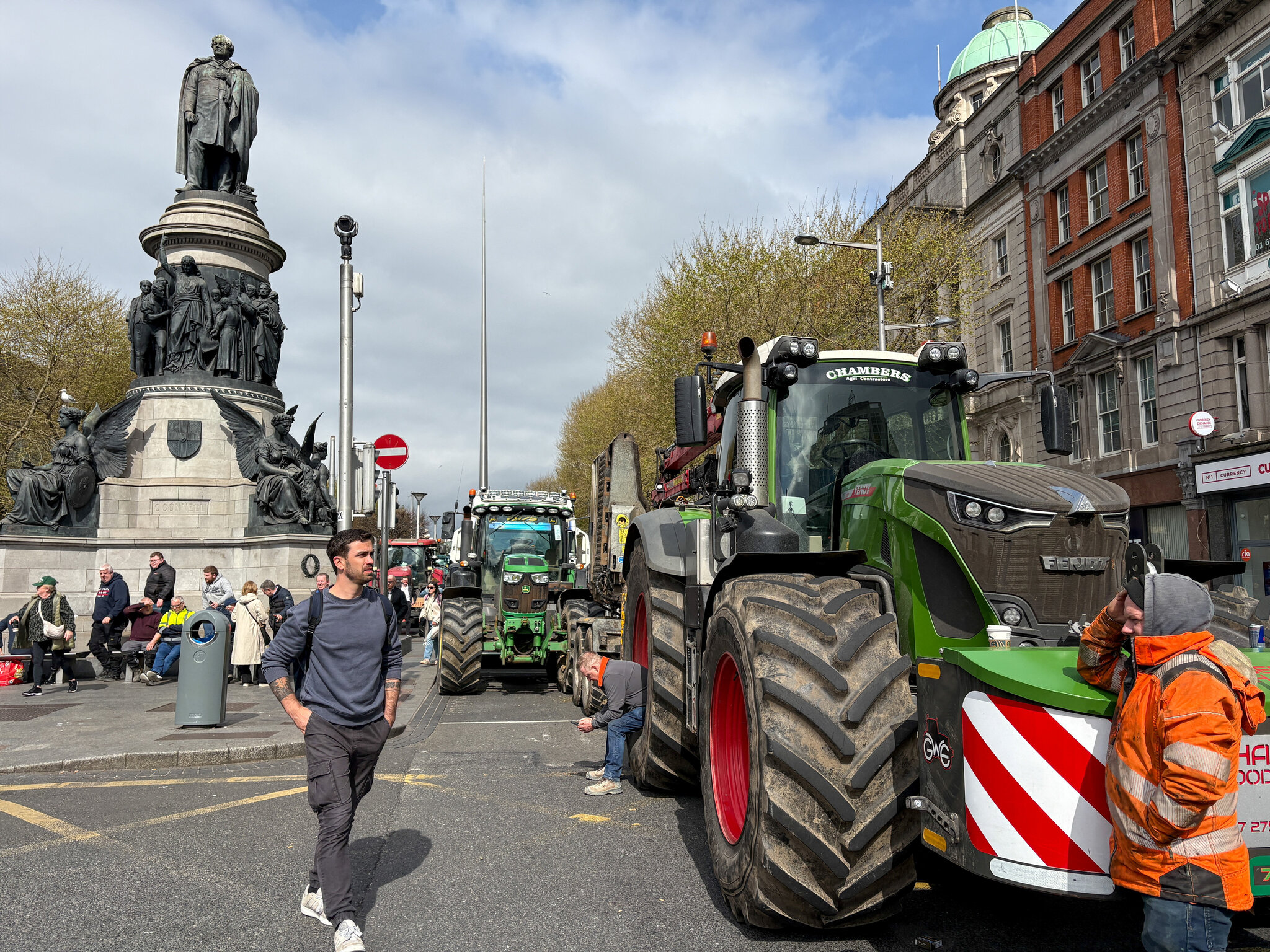 Fuel Protests Cause Transport Chaos in Ireland as Iran War Spikes Prices