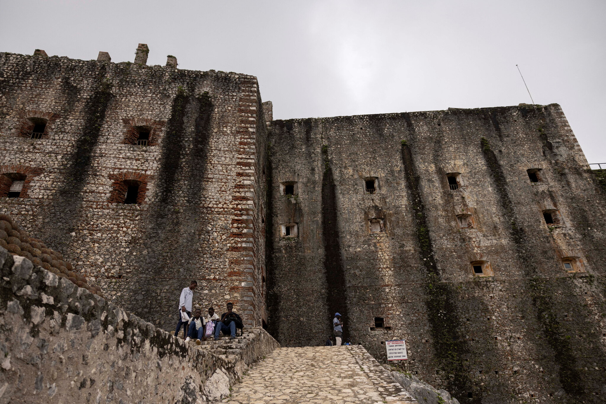 For Haitians, Stampede at Citadelle Laferrière Mars a Bright Spot
