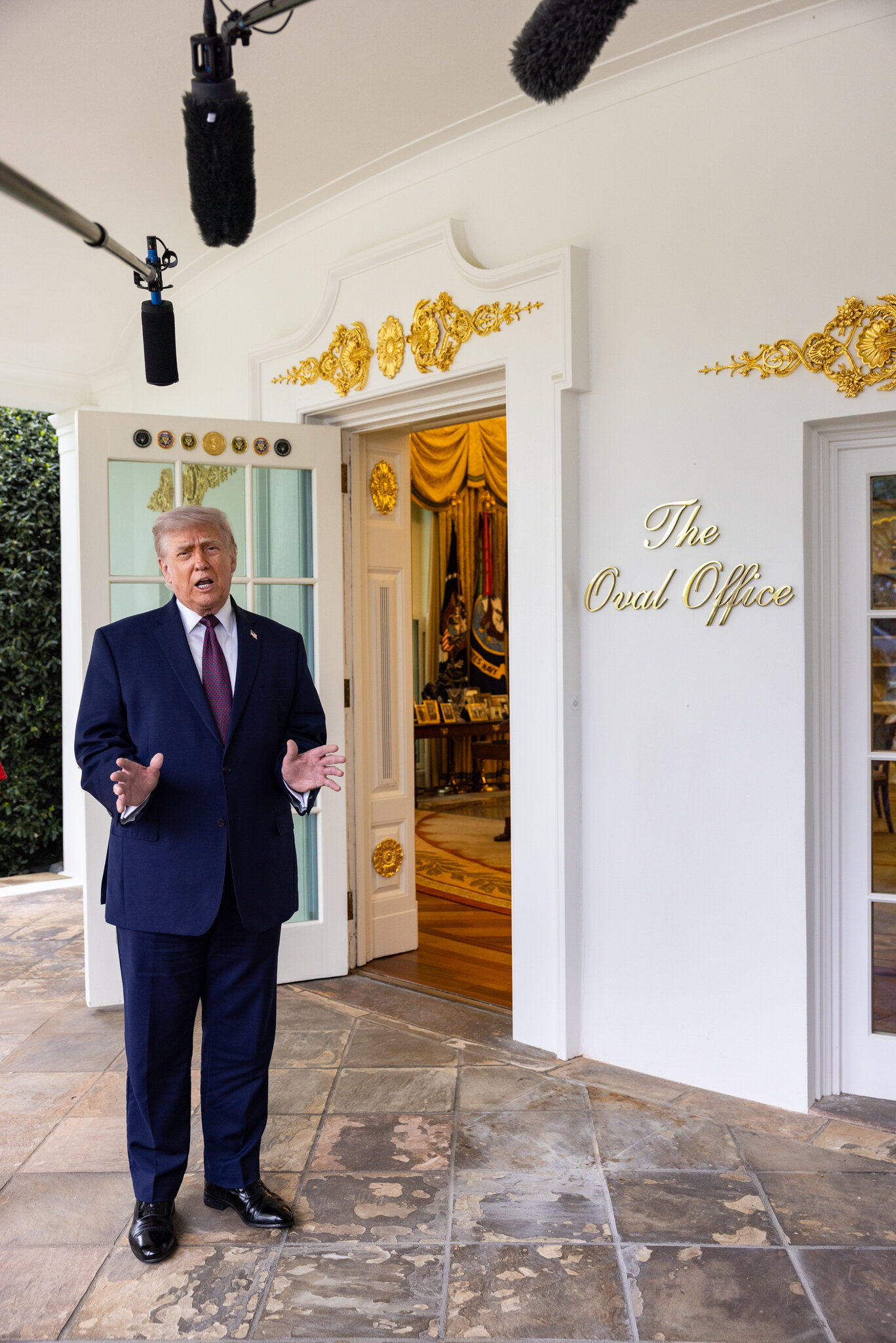 Trump’s Attacks on Pope Leo Create Fresh Midterm Headaches for G.O.P.