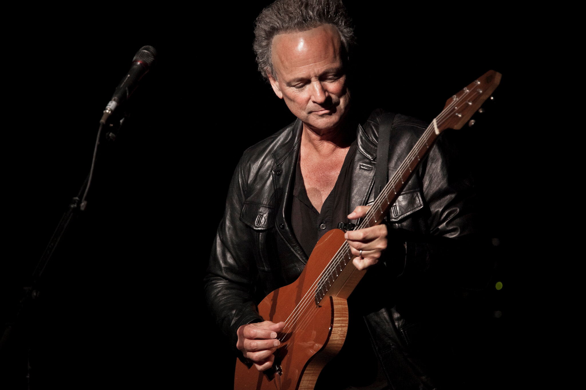 Police Arrest Woman Accused of Stalking Fleetwood Mac Guitarist