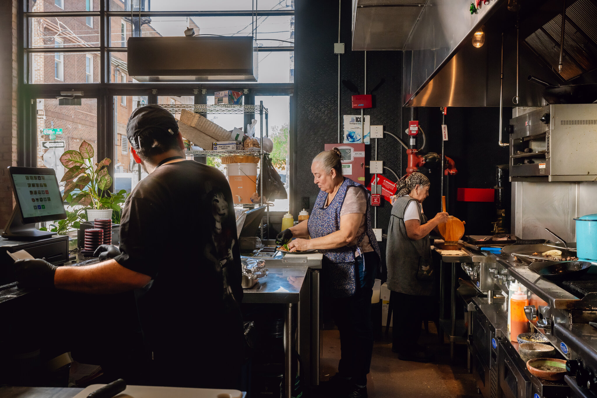 The Immigrant Labor Crisis That’s Causing Texas to Rethink Work Permits