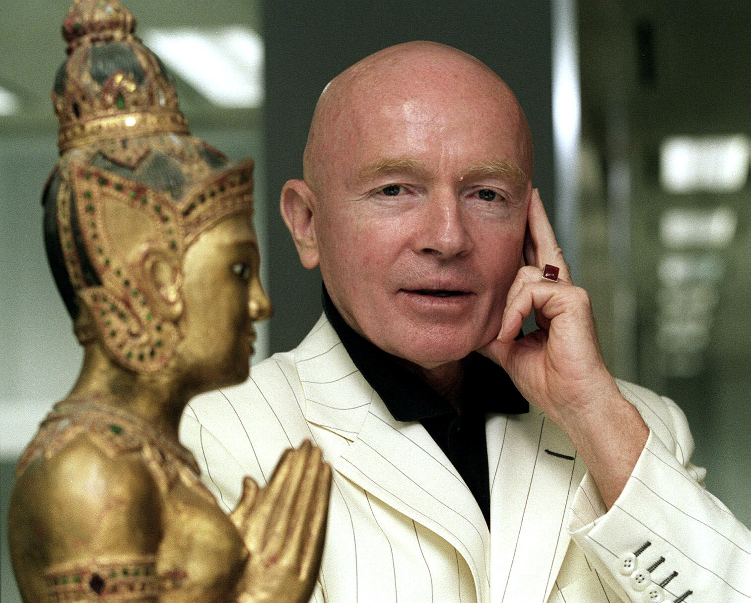 Mark Mobius, Pioneering Investor in Emerging Markets, Dies at 89