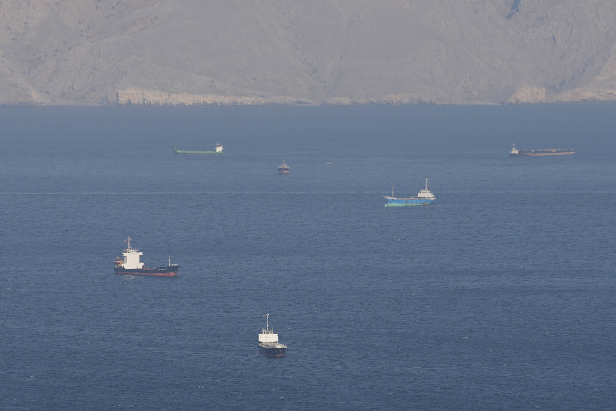 Iran War Live Updates: Strait of Hormuz Largely Closed as Iran Says Parties Are Far From Final Deal