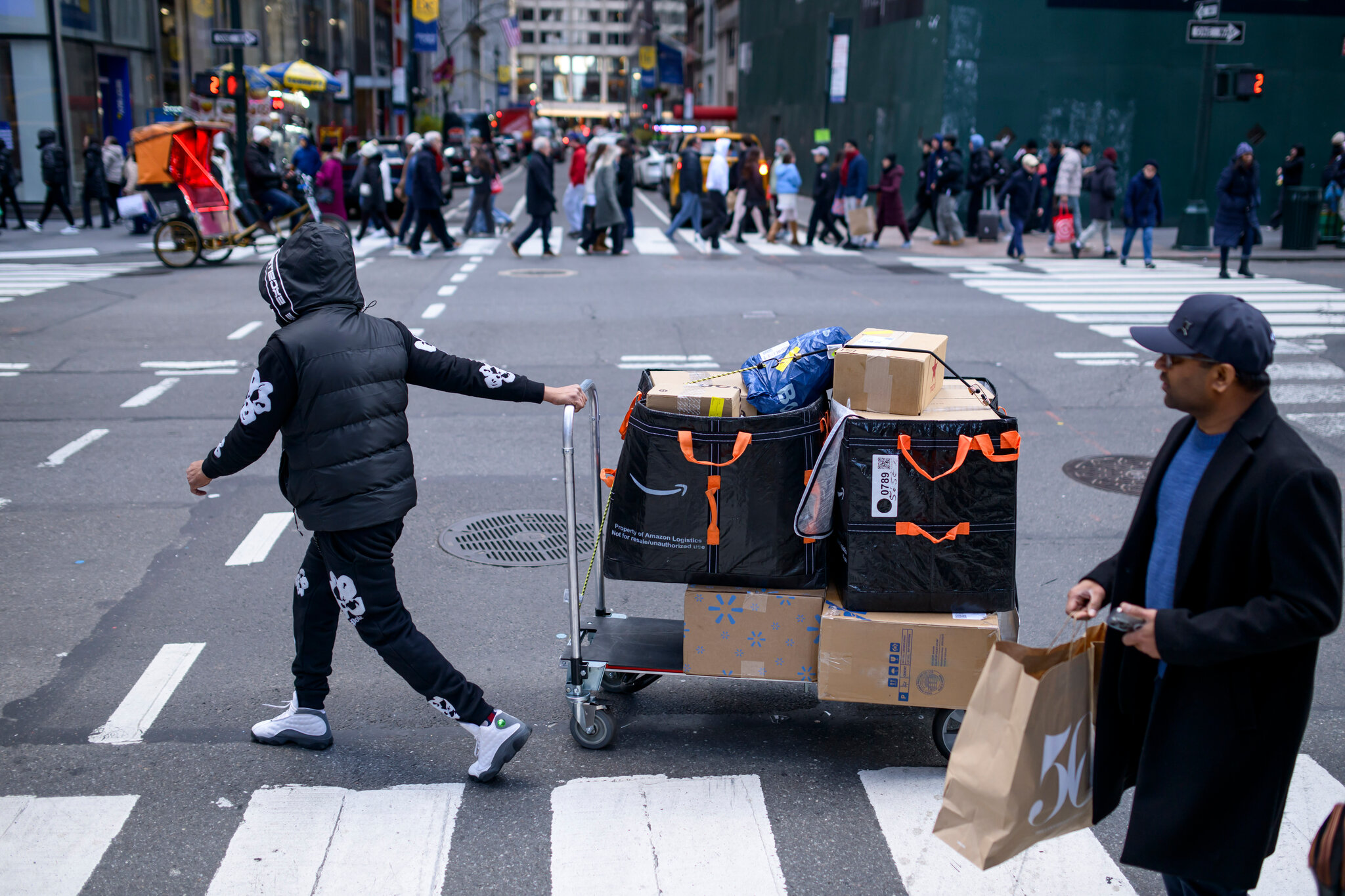 California Accuses Amazon of Price Fixing in Legal Filing