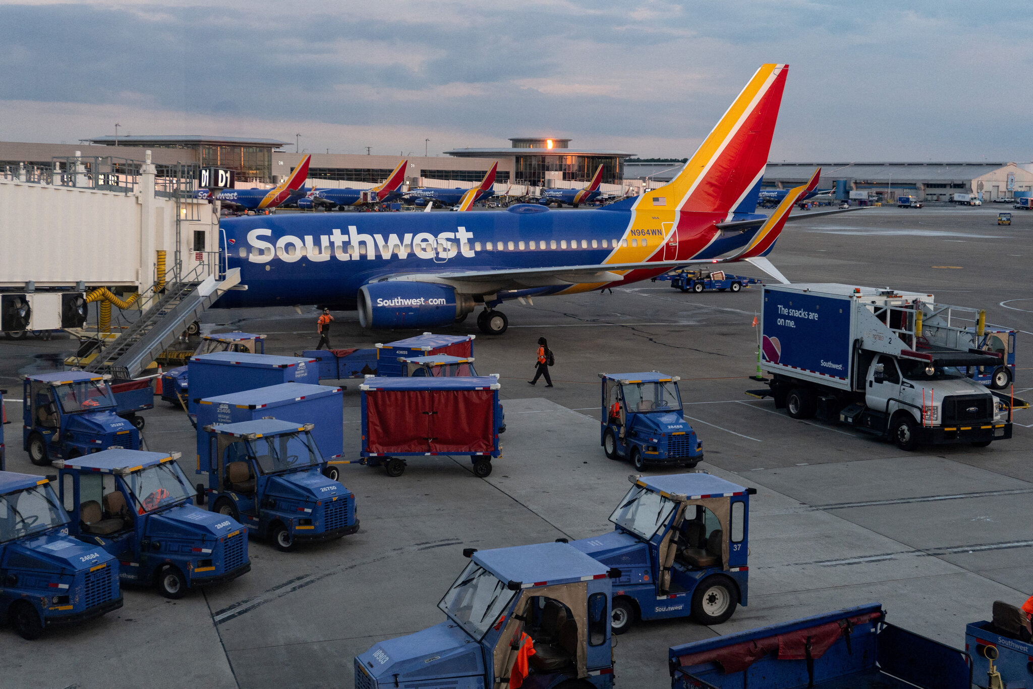 F.A.A. Investigates Close Call Between Southwest Planes in Nashville