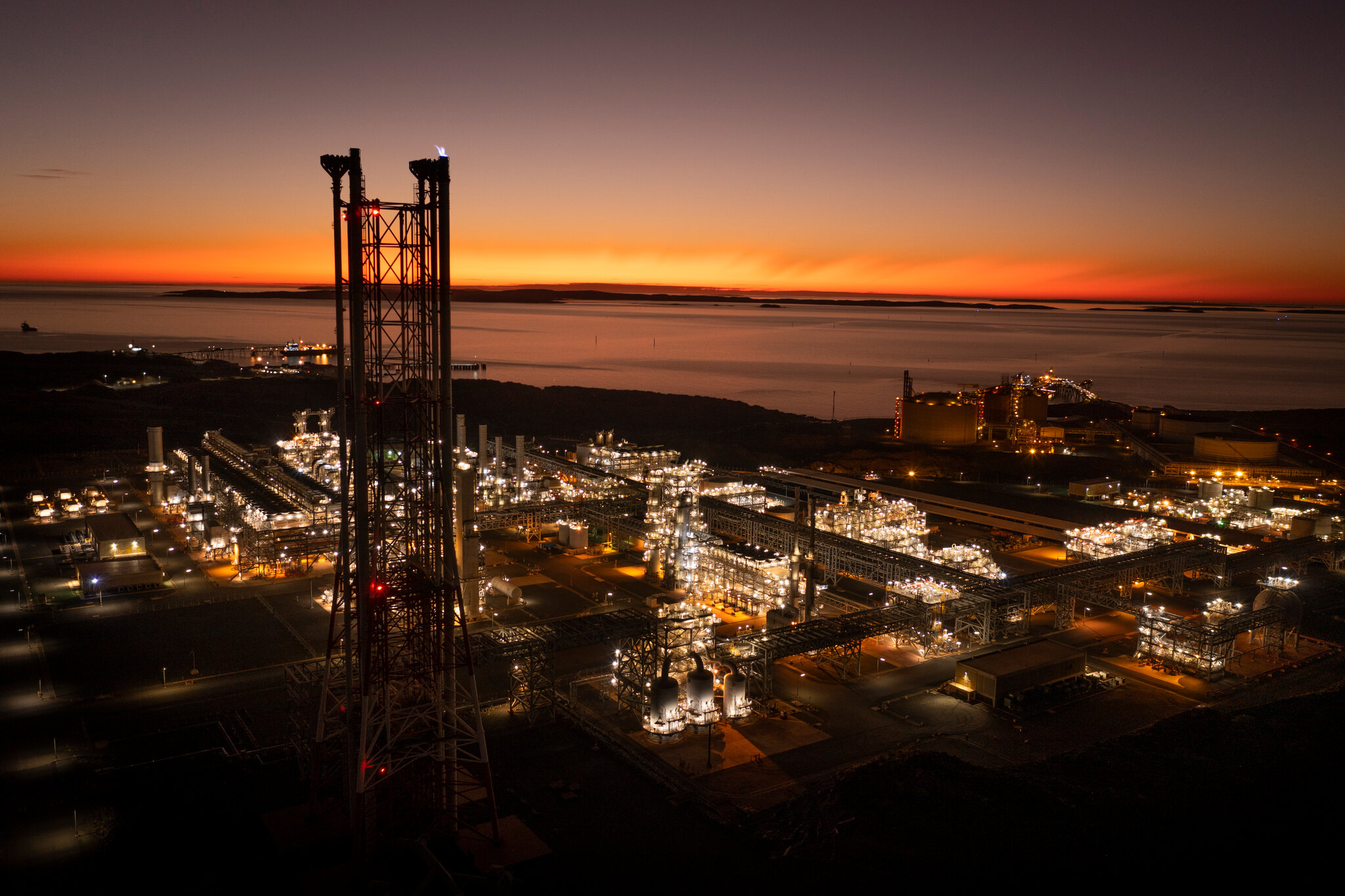 War in Iran Gives New Fuel to a Tax Debate in Australia