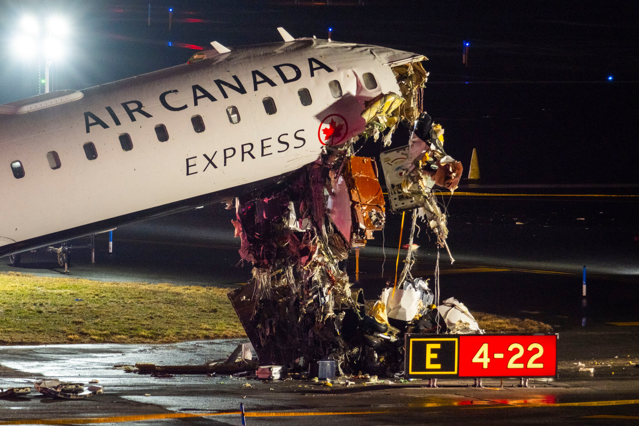 Air Canada Pilots Killed in Crash Were Early in Flying Careers