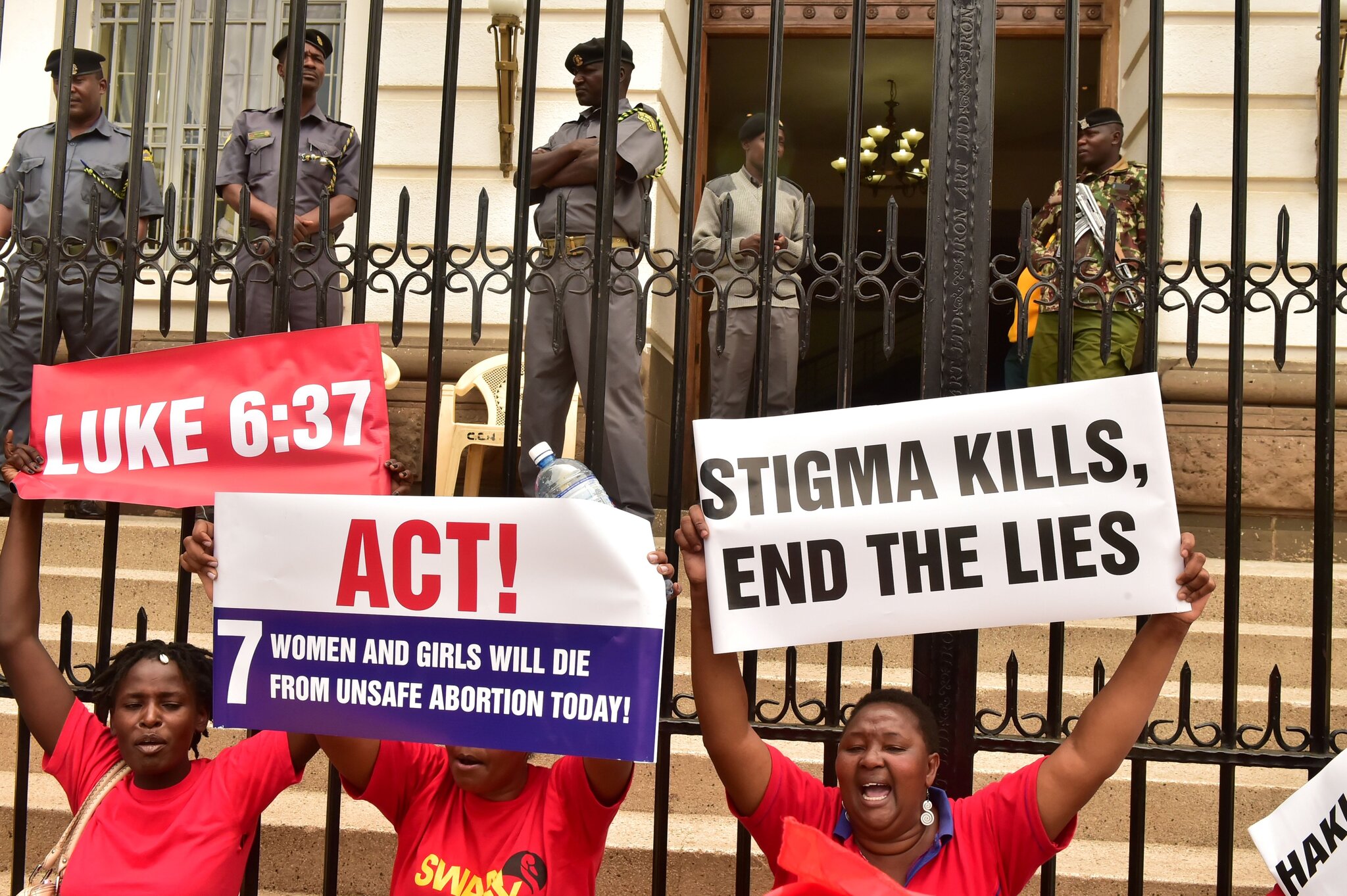 Kenyan Court Strikes Down Ruling Protecting Right to Abortion