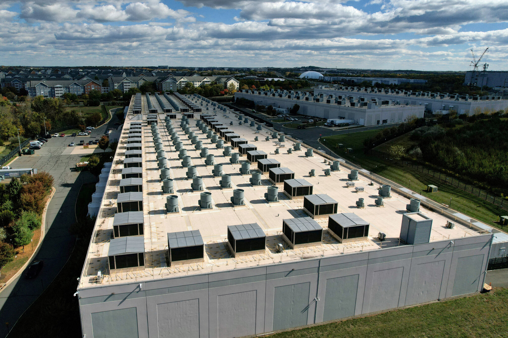 Maine Governor Vetoes Bill That Would Have Paused New Data Centers