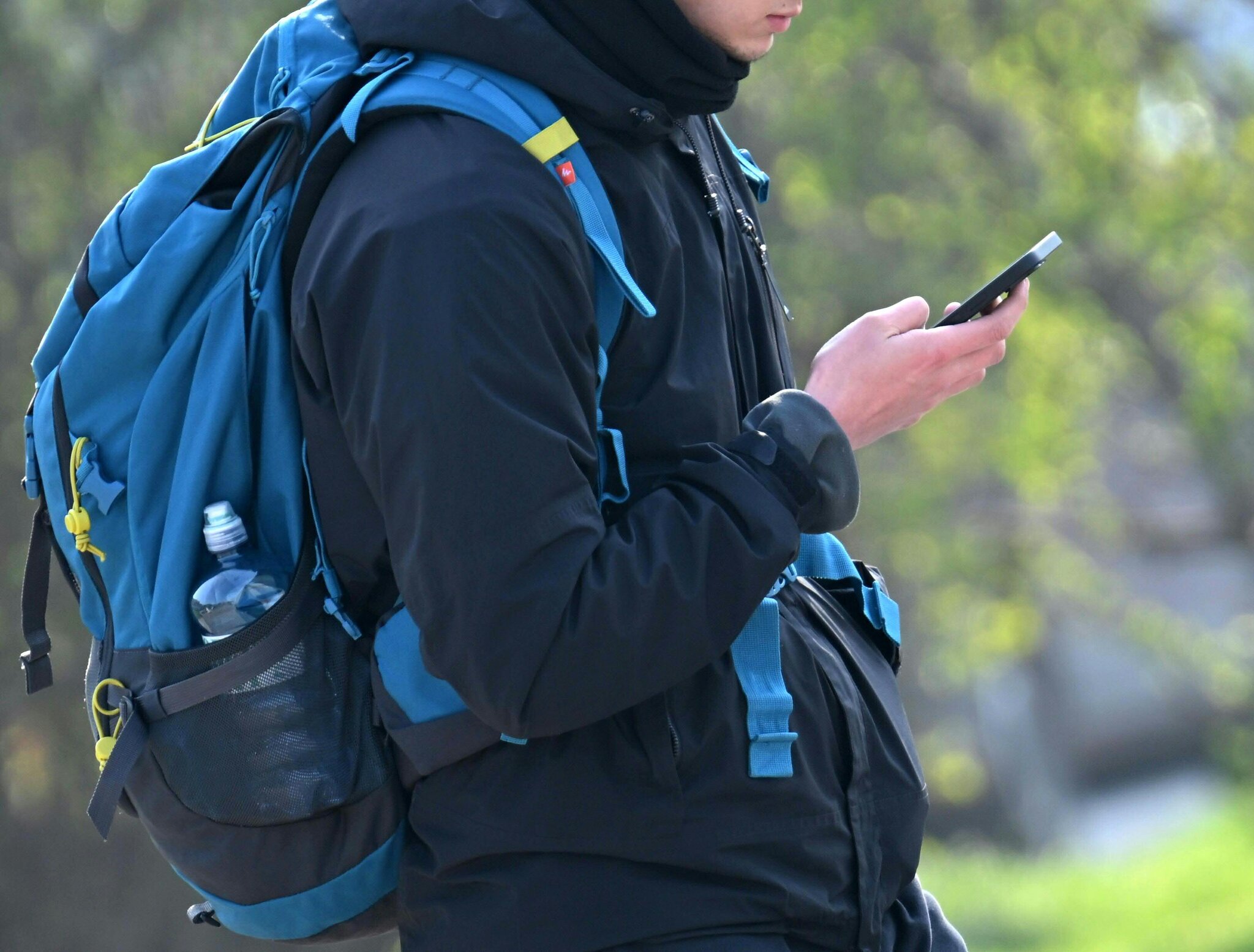 They Never Knew a World Before Smartphones. Could They Survive Without Them?