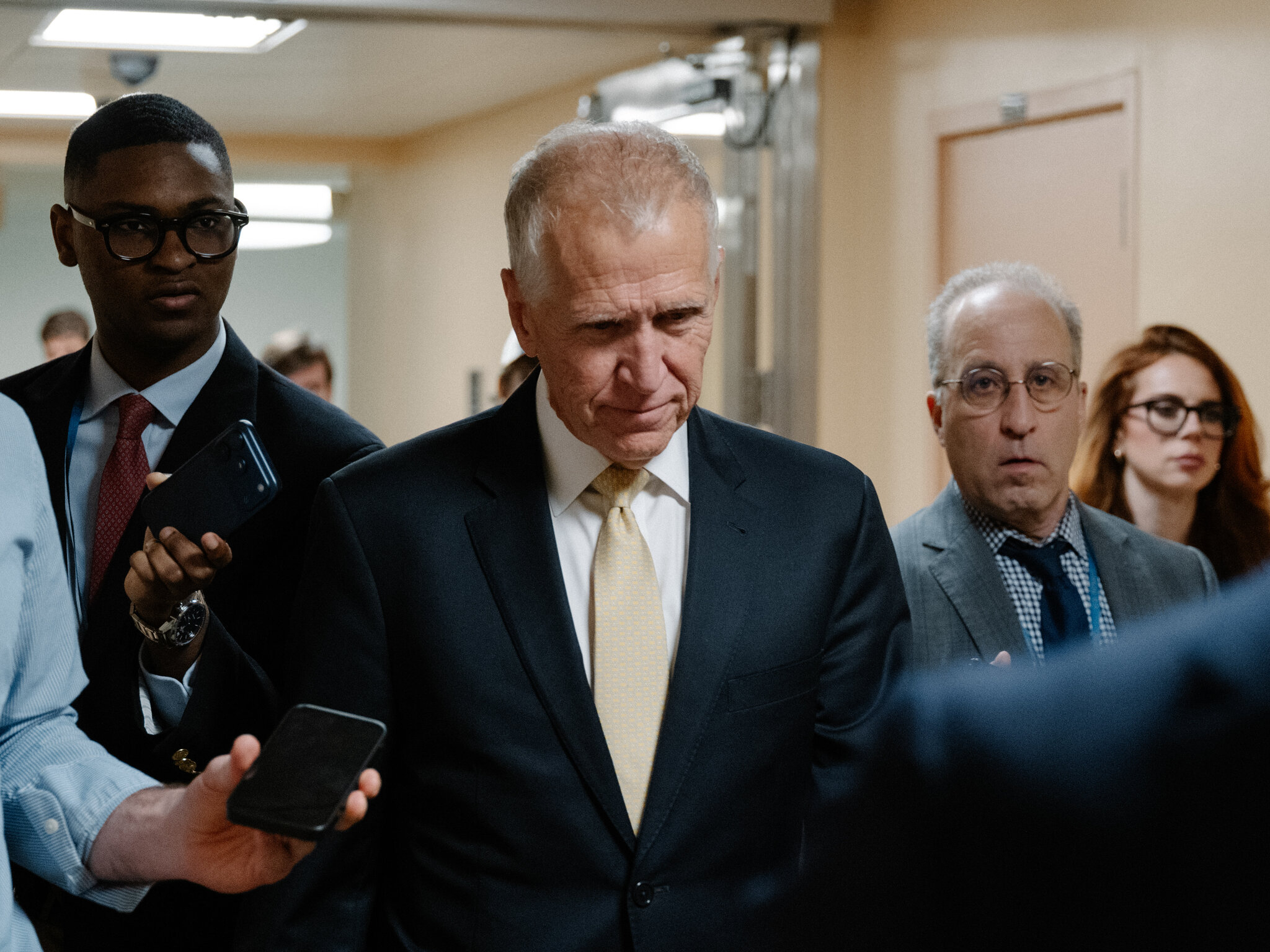 Key G.O.P. Senator Says He Is Prepared to Advance Nominee for Fed Chair