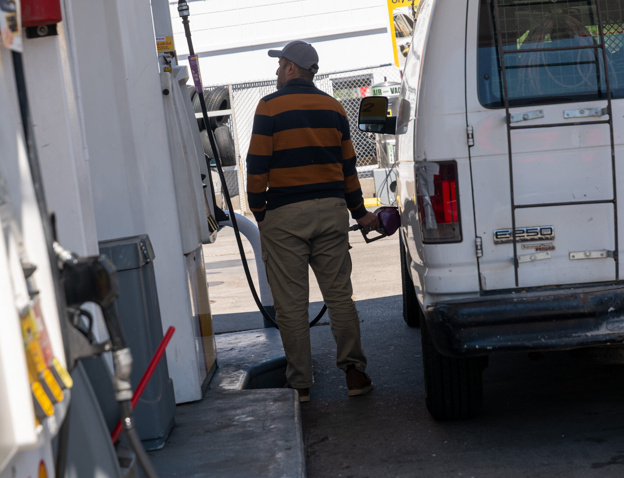 Oil Prices Jump Again as U.S.-Iran Talks Appear Deadlocked