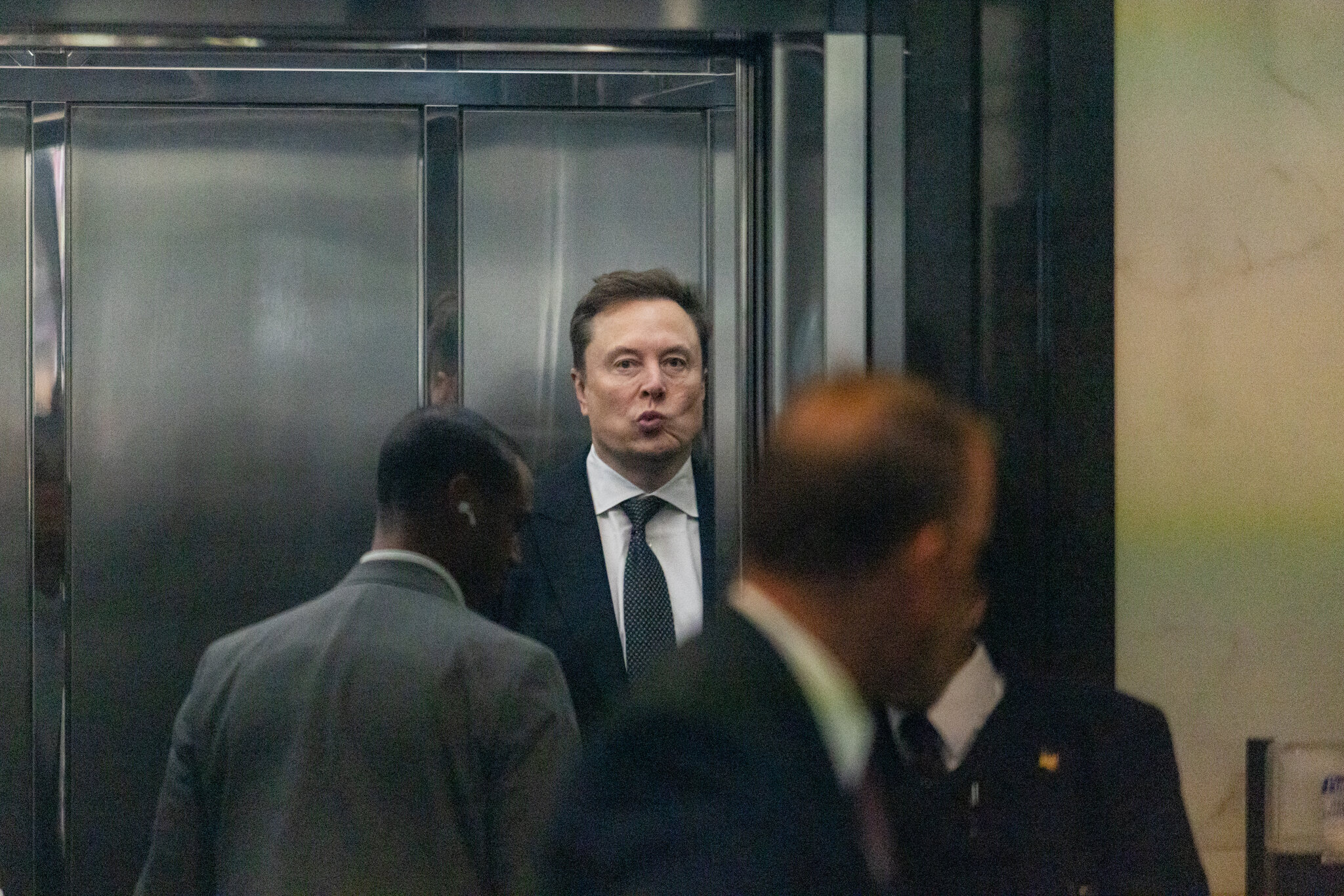 Musk Says He ‘Was a Fool’ to Provide OpenAI’s Early Funding