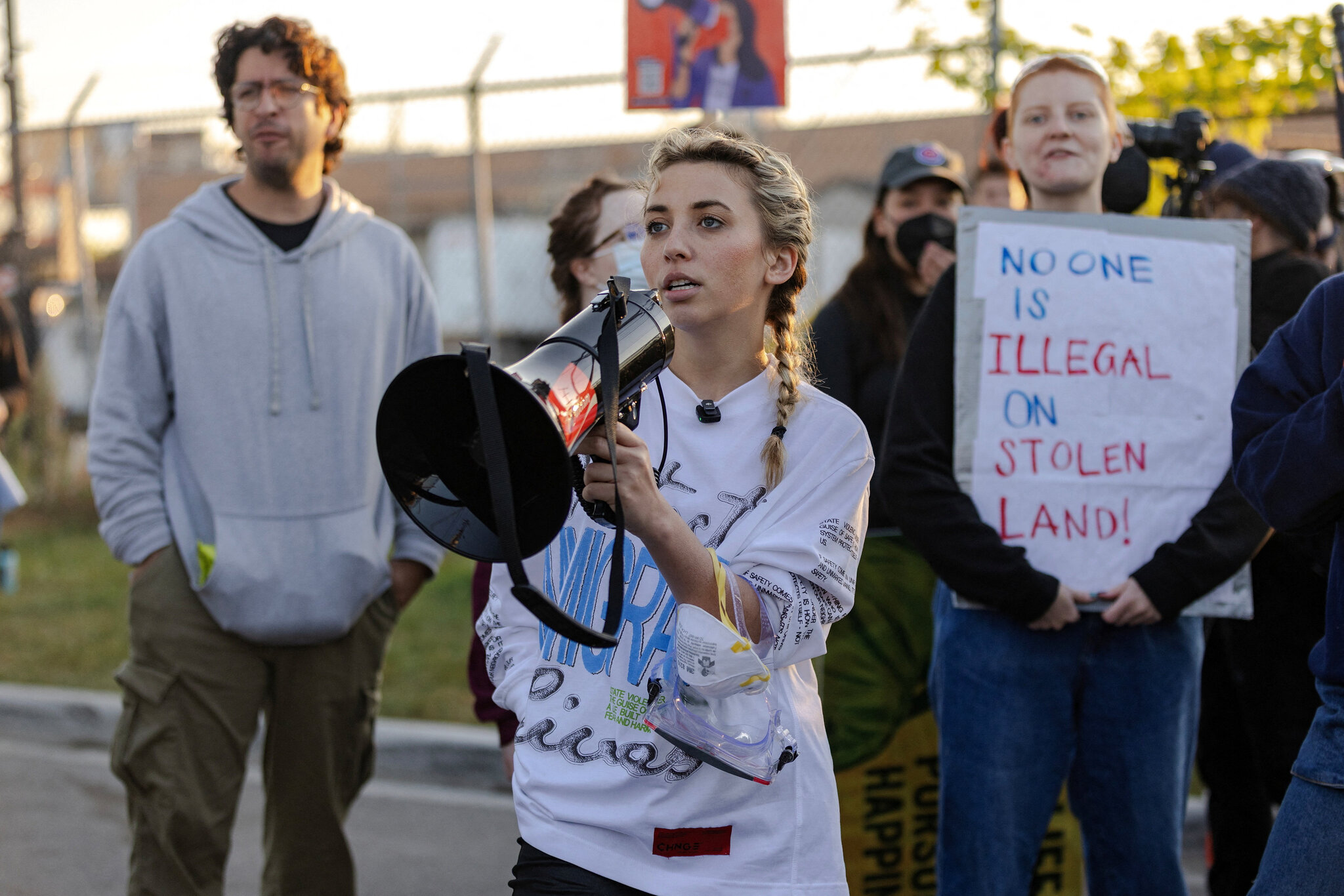 U.S. Prosecutors to Drop Felony Charges Against Illinois Protesters