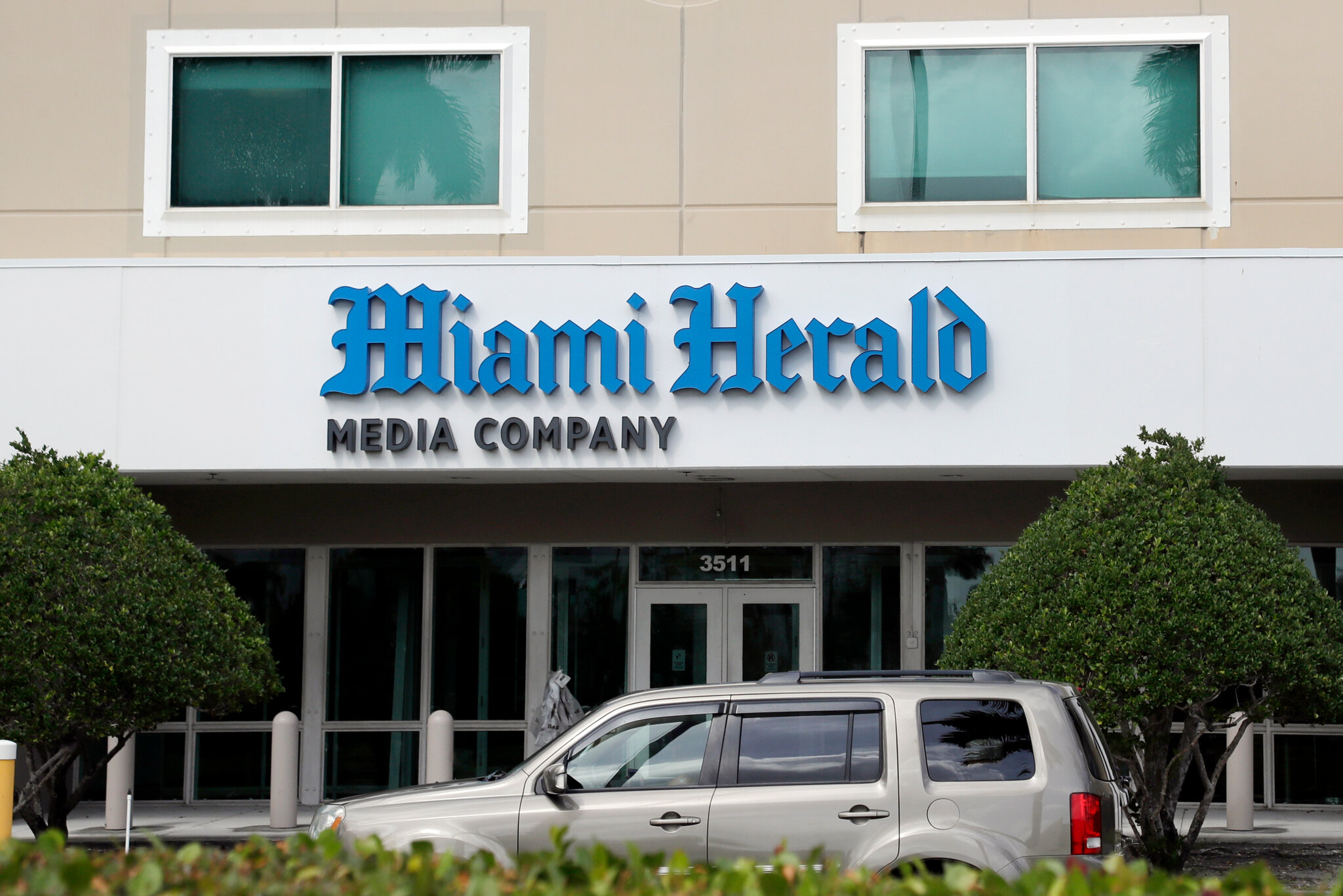 Reporters at McClatchy Withhold Bylines in Dispute Over A.I. Content