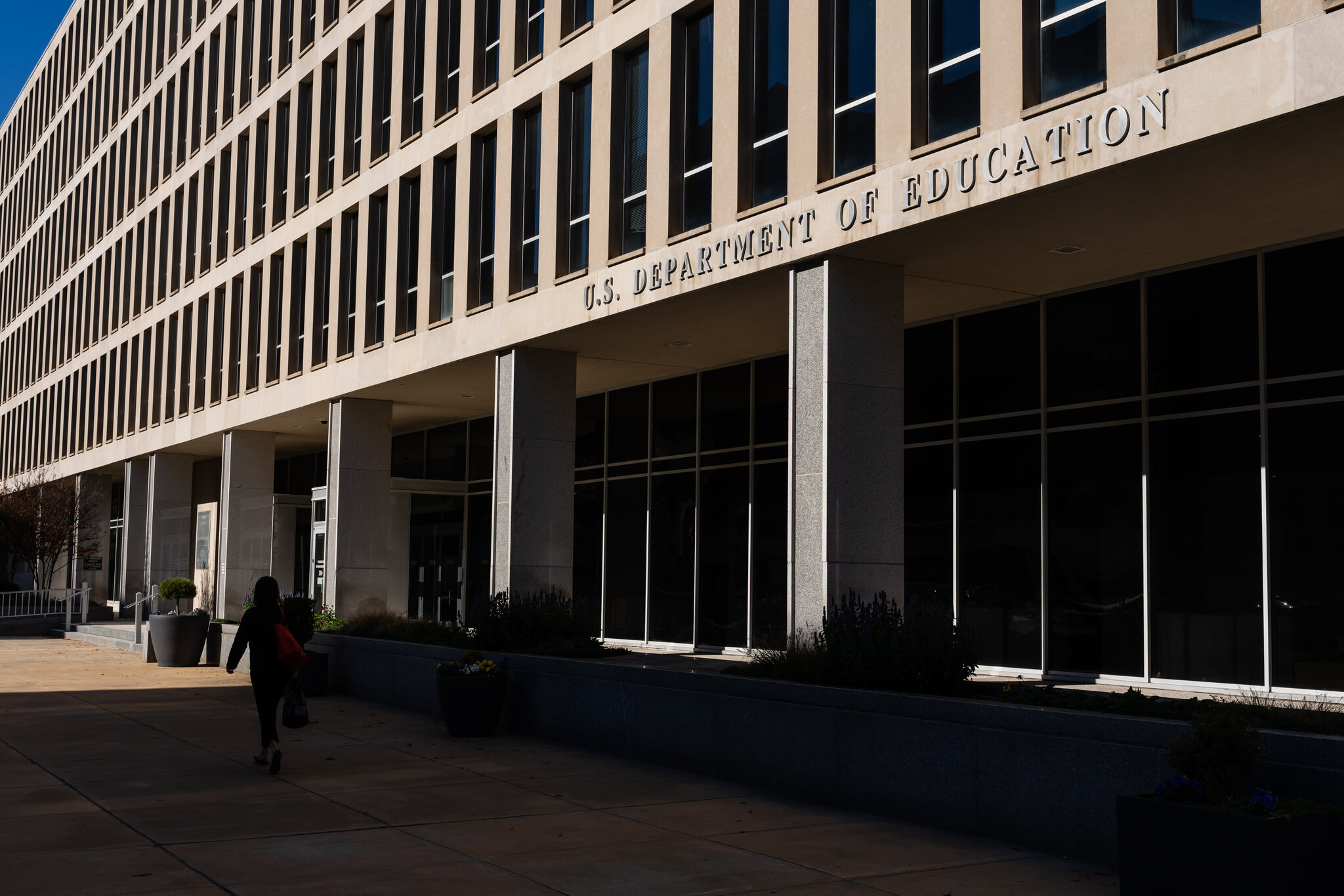 Trump Administration Imposes Caps on Graduate School Loans