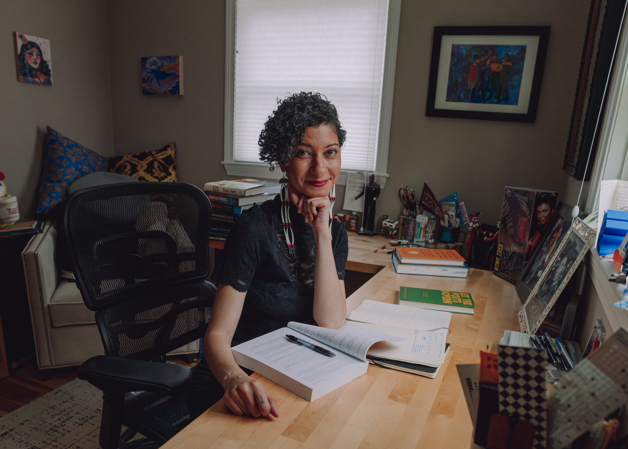 A Physicist Who Thinks in Poetry From the Cosmic Edge