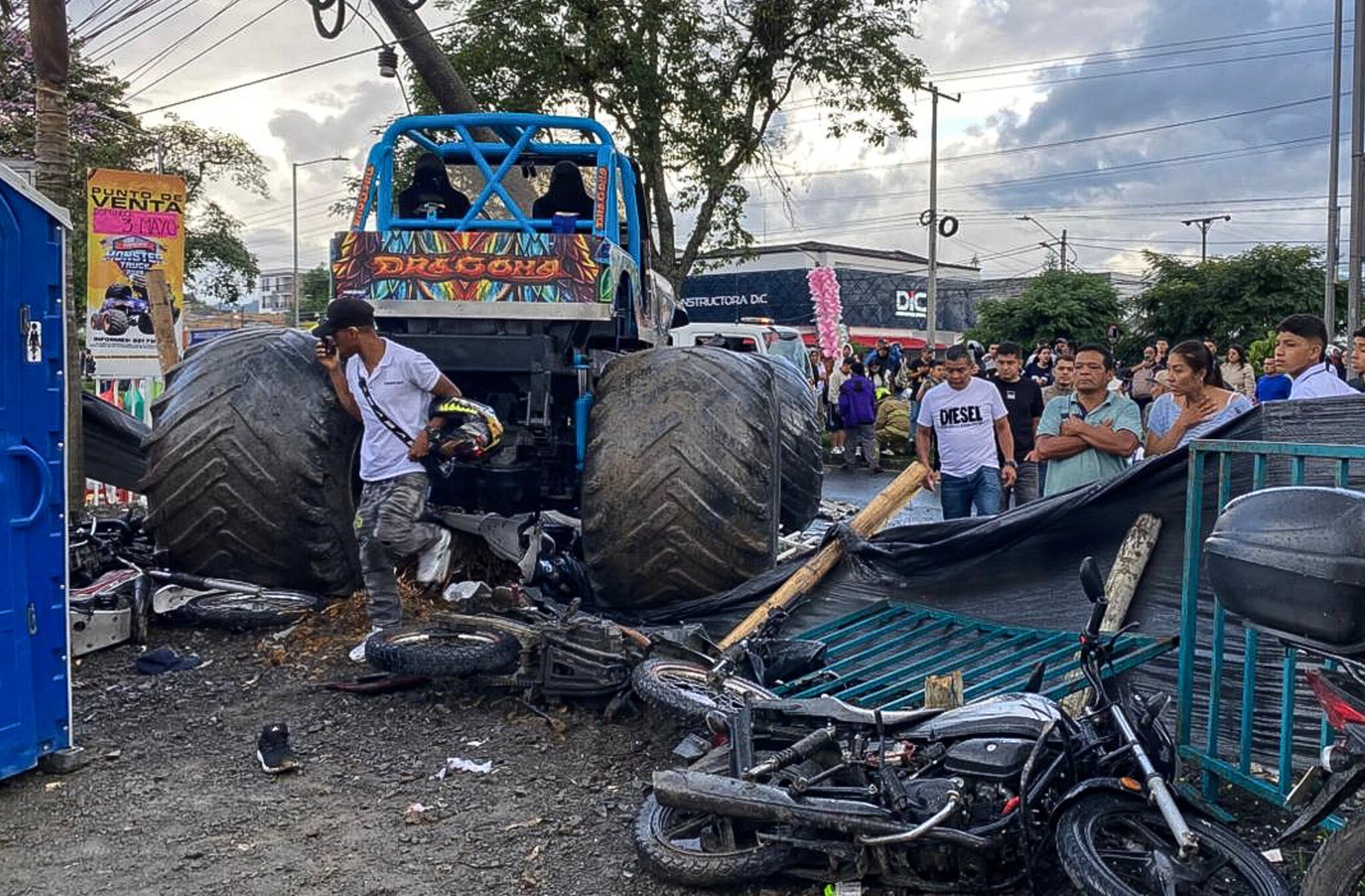 Monster Truck Drives Into Crowd in Colombia, Killing 3