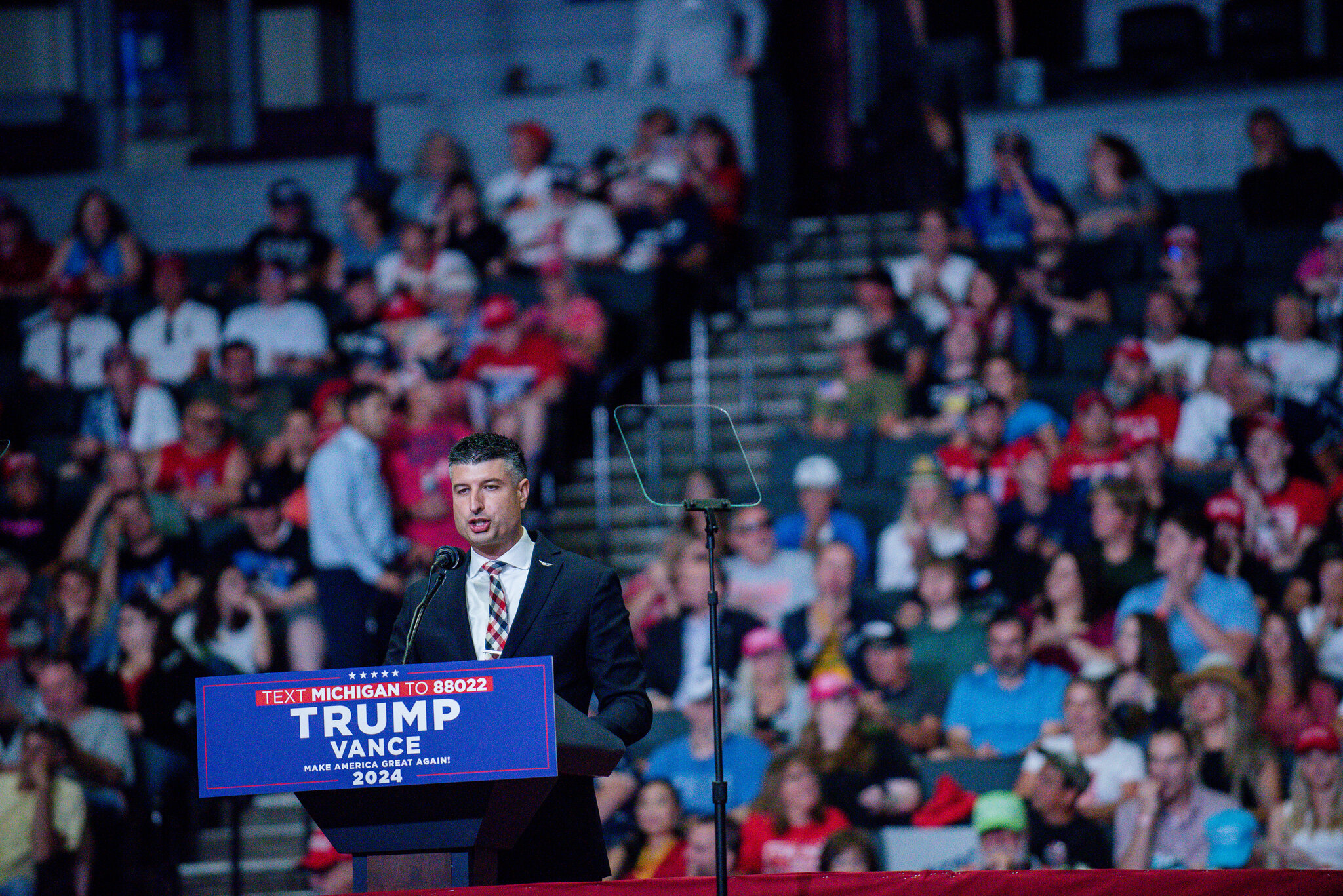 House Republican Proposes Bill to Wind Down the Iran War