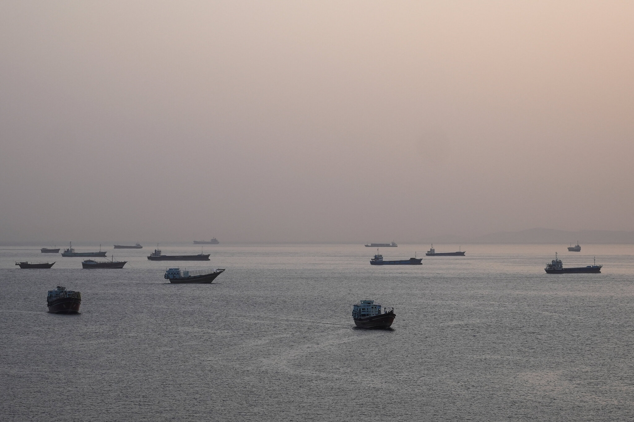 Deal to Reopen Hormuz Kicks Off Long Effort to Ease Energy Crisis