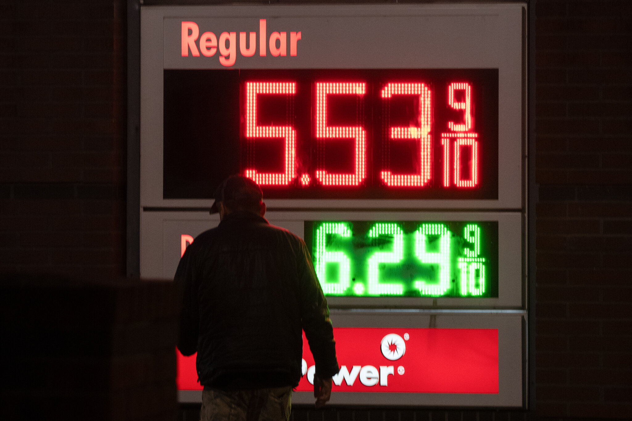 Oil Prices Rise as Prospects for U.S.-Iran Peace Deal Fizzle