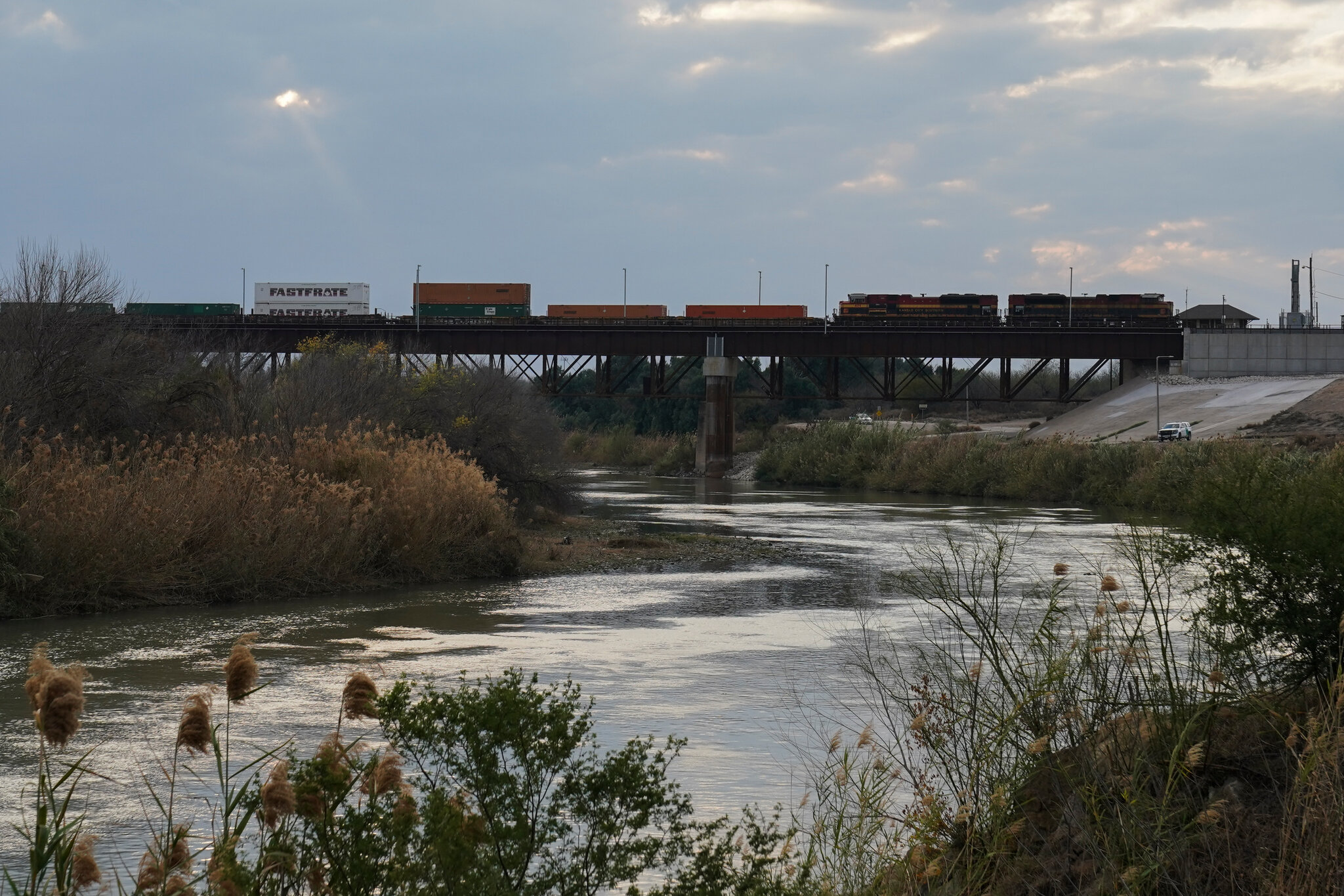 6 Bodies Found in a Boxcar in Texas, Officials Say