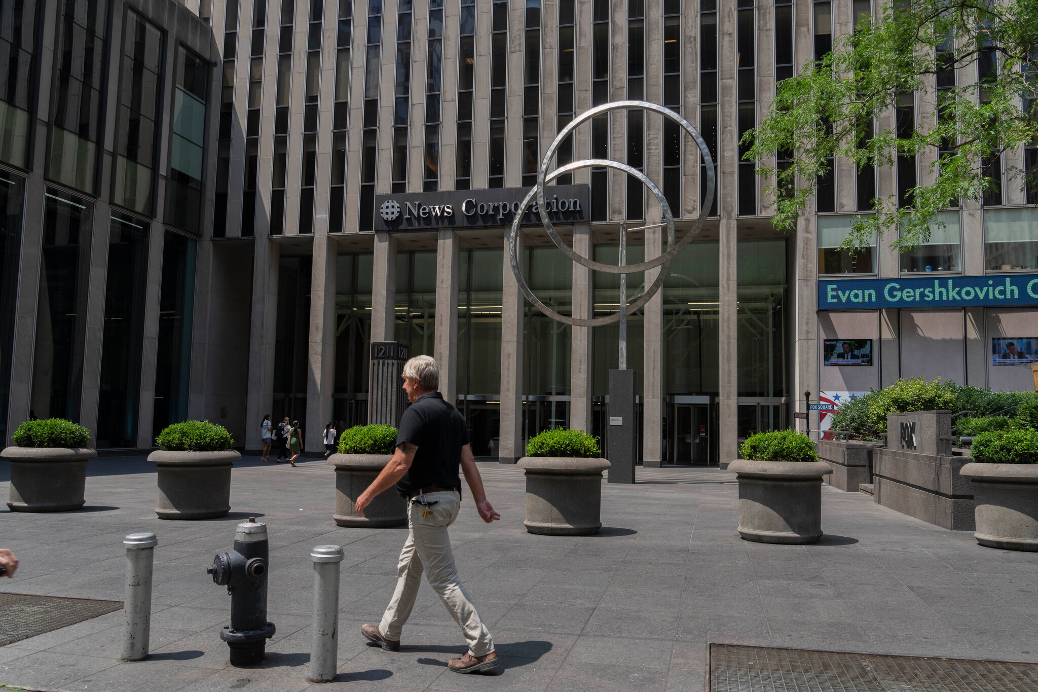 Justice Dept. Subpoenas Wall Street Journal in Leak Investigation
