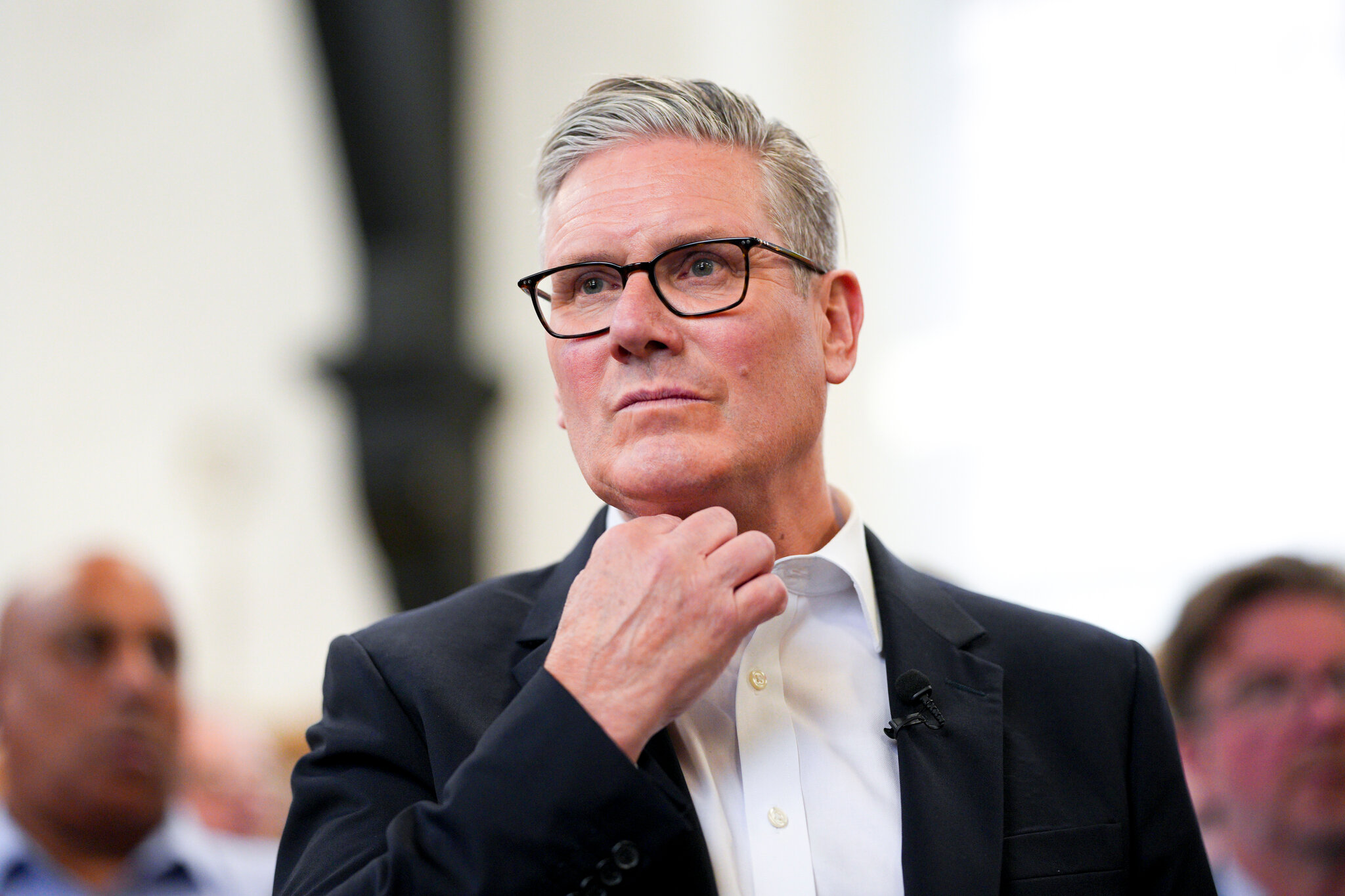 Live Updates: Britain’s Starmer Says He Will Not Resign