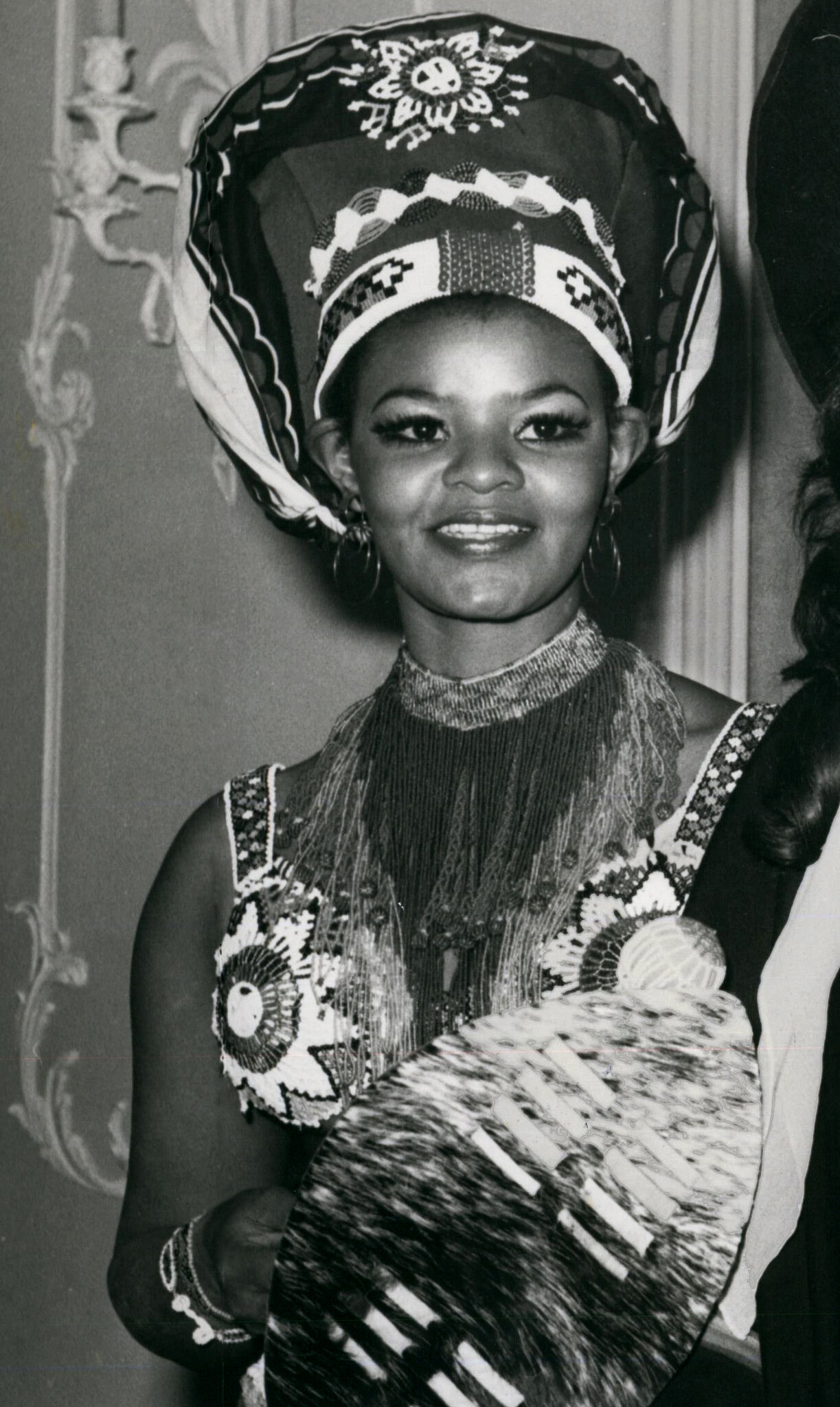 Cynthia Shange, Who Defied Apartheid at a Beauty Pageant, Dies at 76