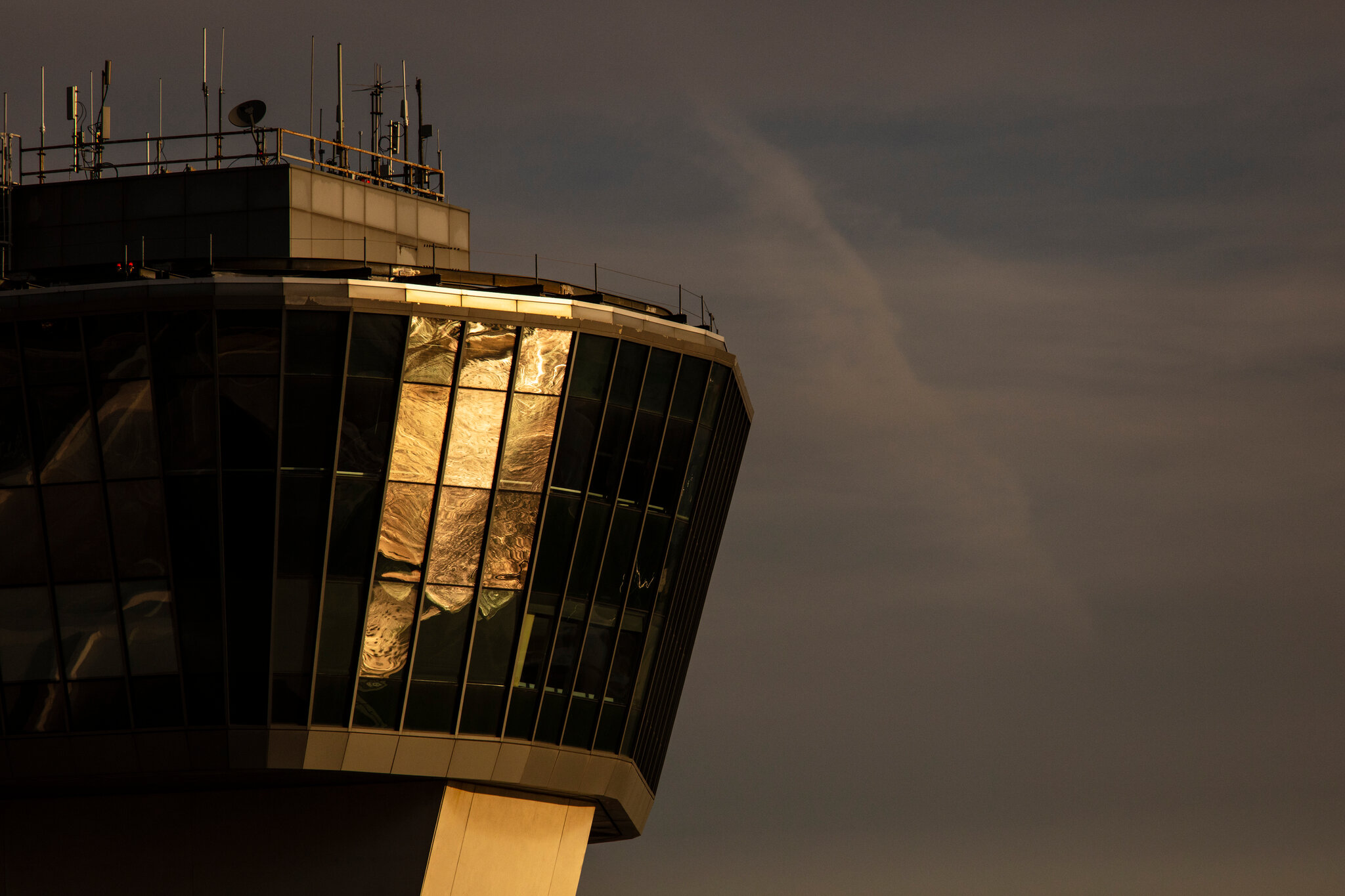 F.A.A. Says Better Scheduling Can Address Air Traffic Control Staffing Issues