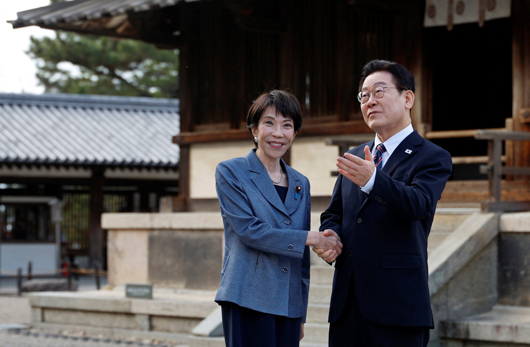 Leaders With Very Different Political Leanings Became Fast Friends
