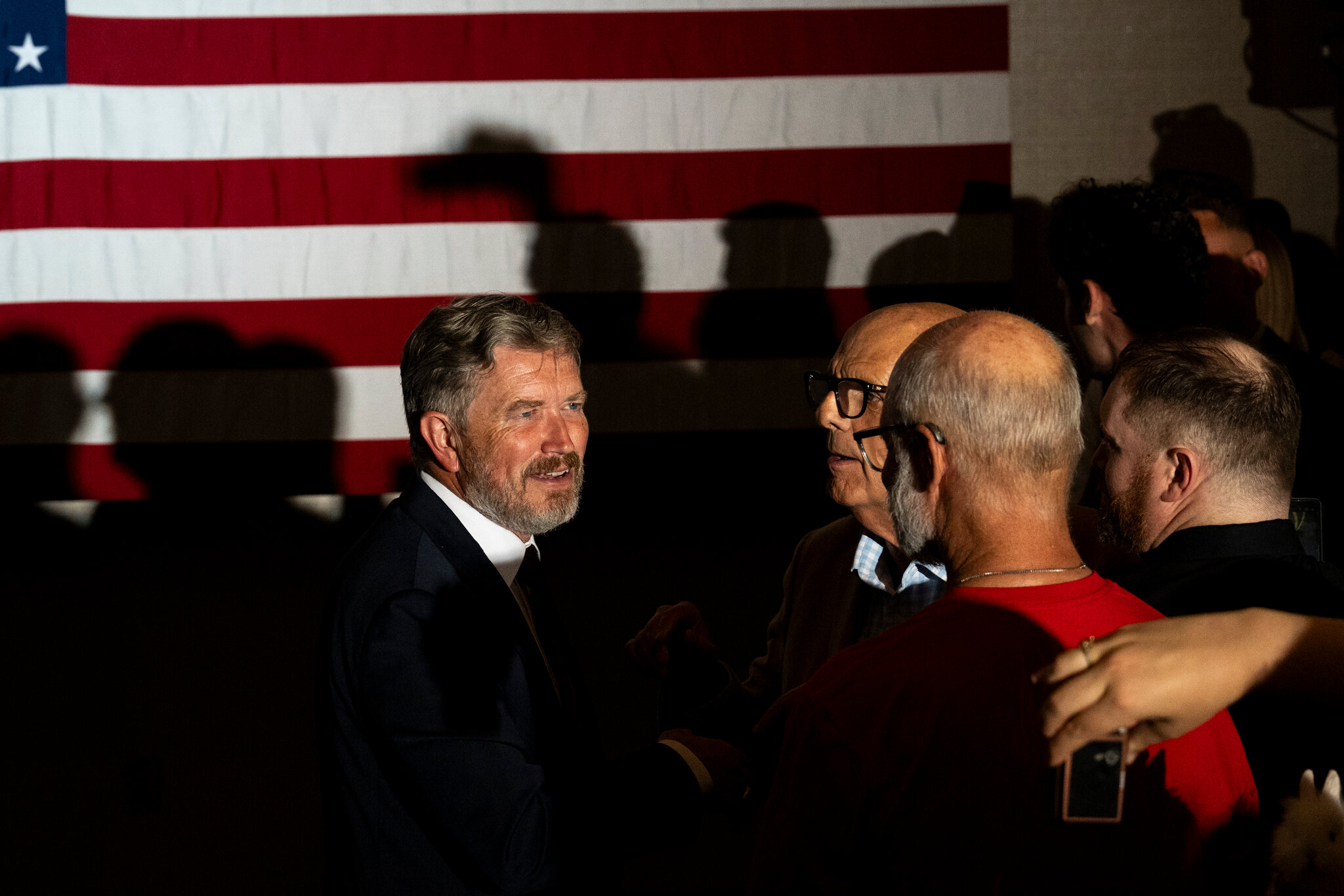 Trump’s Spring Revenge Tour Routed G.O.P. Foes. But Fall Headwinds Loom.
