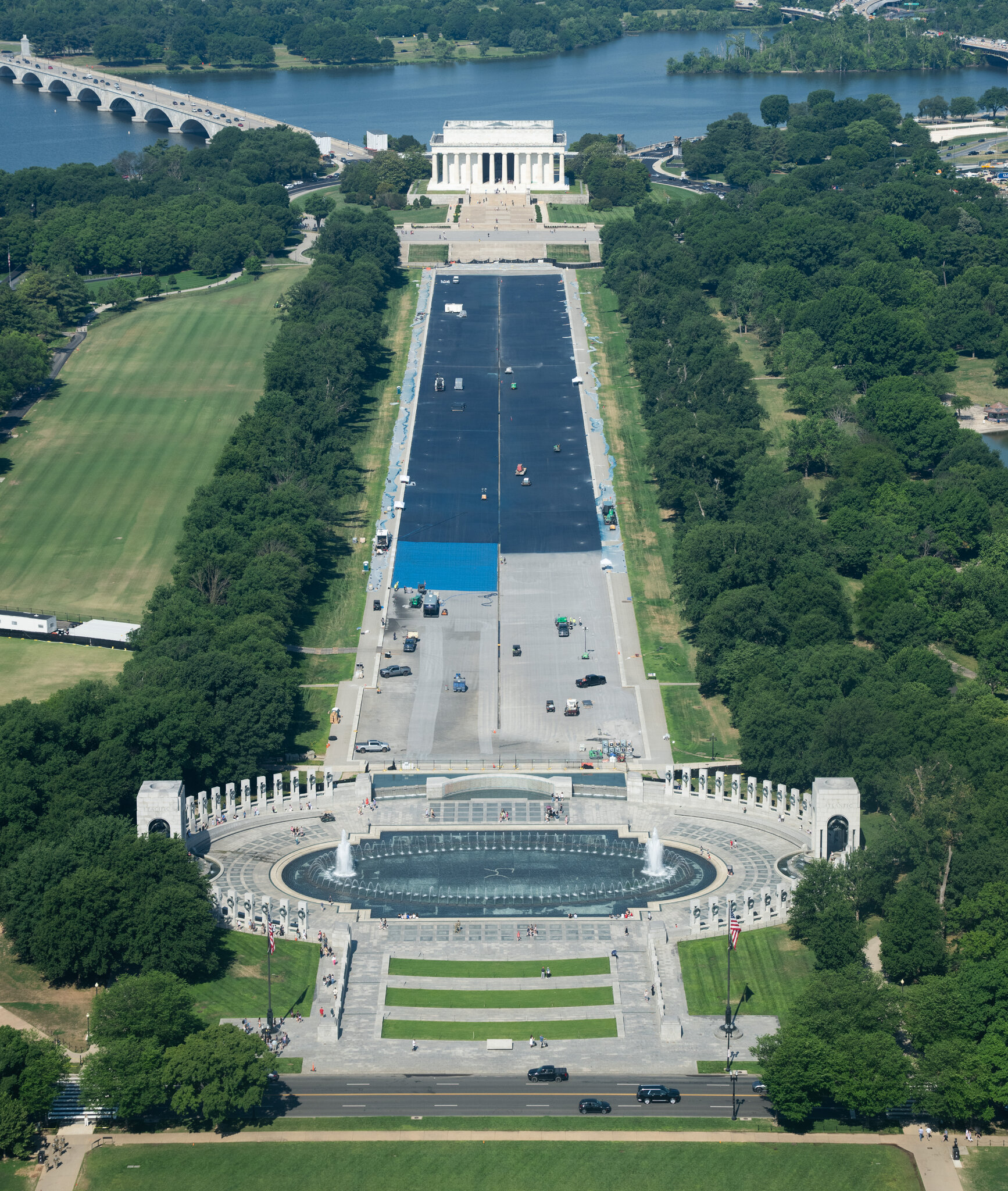 Judge Appears Hesitant to Order Work Stopped on Reflecting Pool