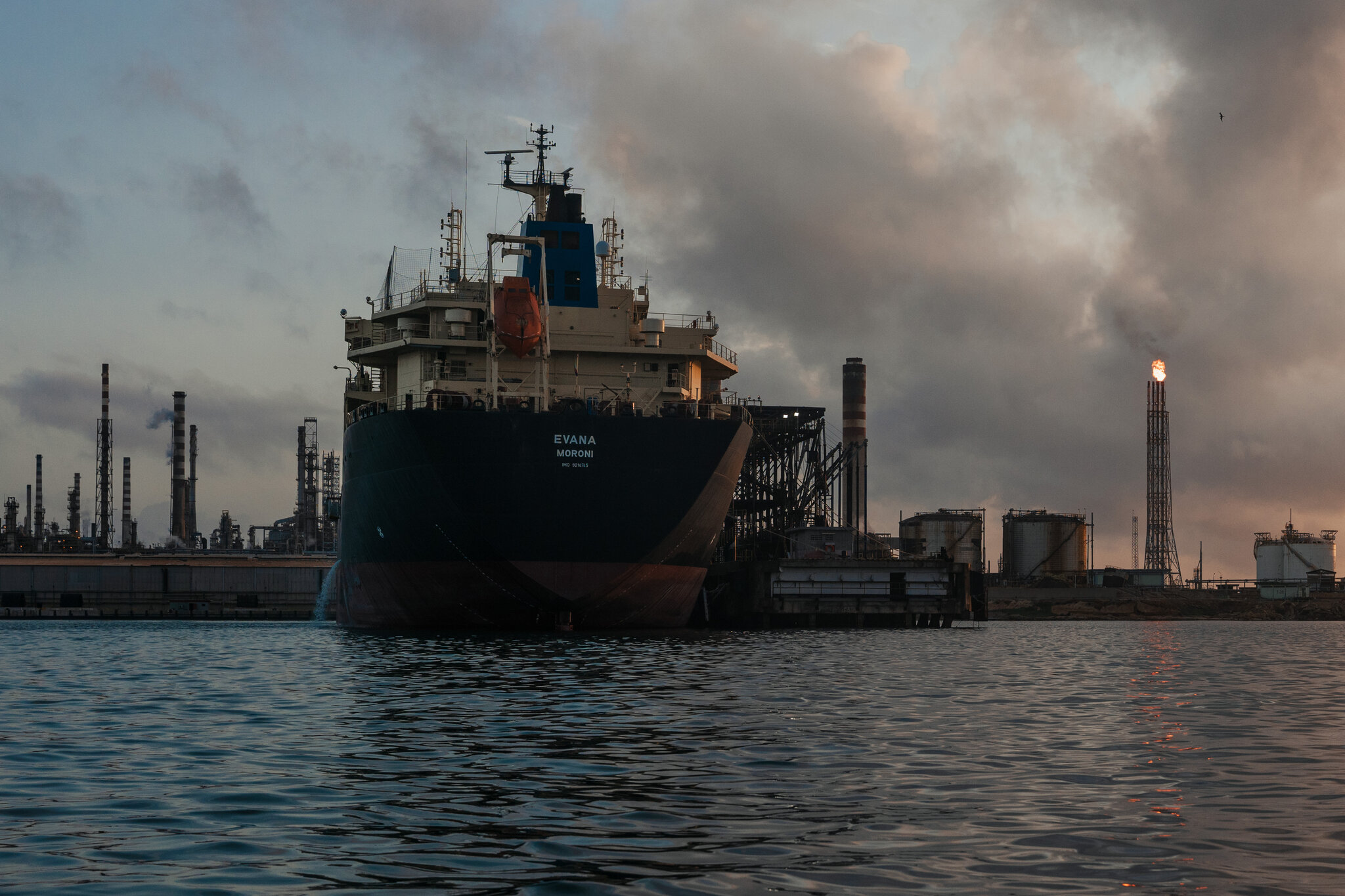 Exxon May Return to Venezuela, Ending a Long Fight With Its Leaders