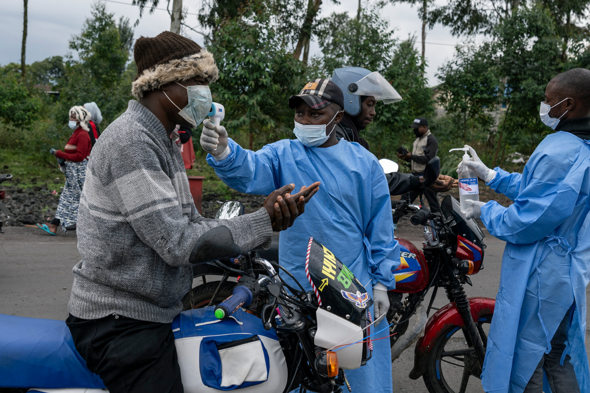 U.S. to Block Entry to More Noncitizens Who May Have Been Exposed to Ebola
