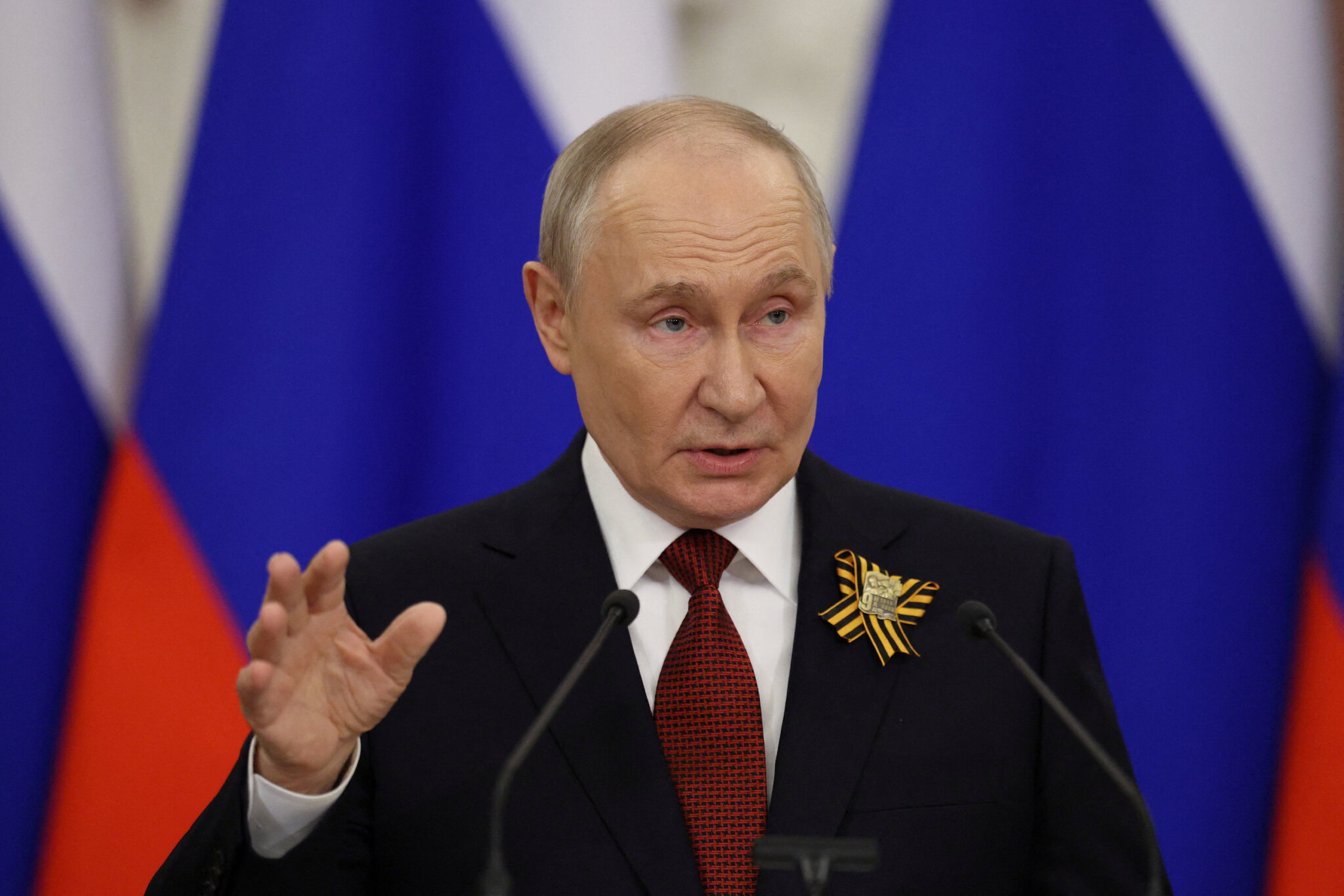 Before Europe Anoints Someone to Talk to Putin, It Debates What to Talk About