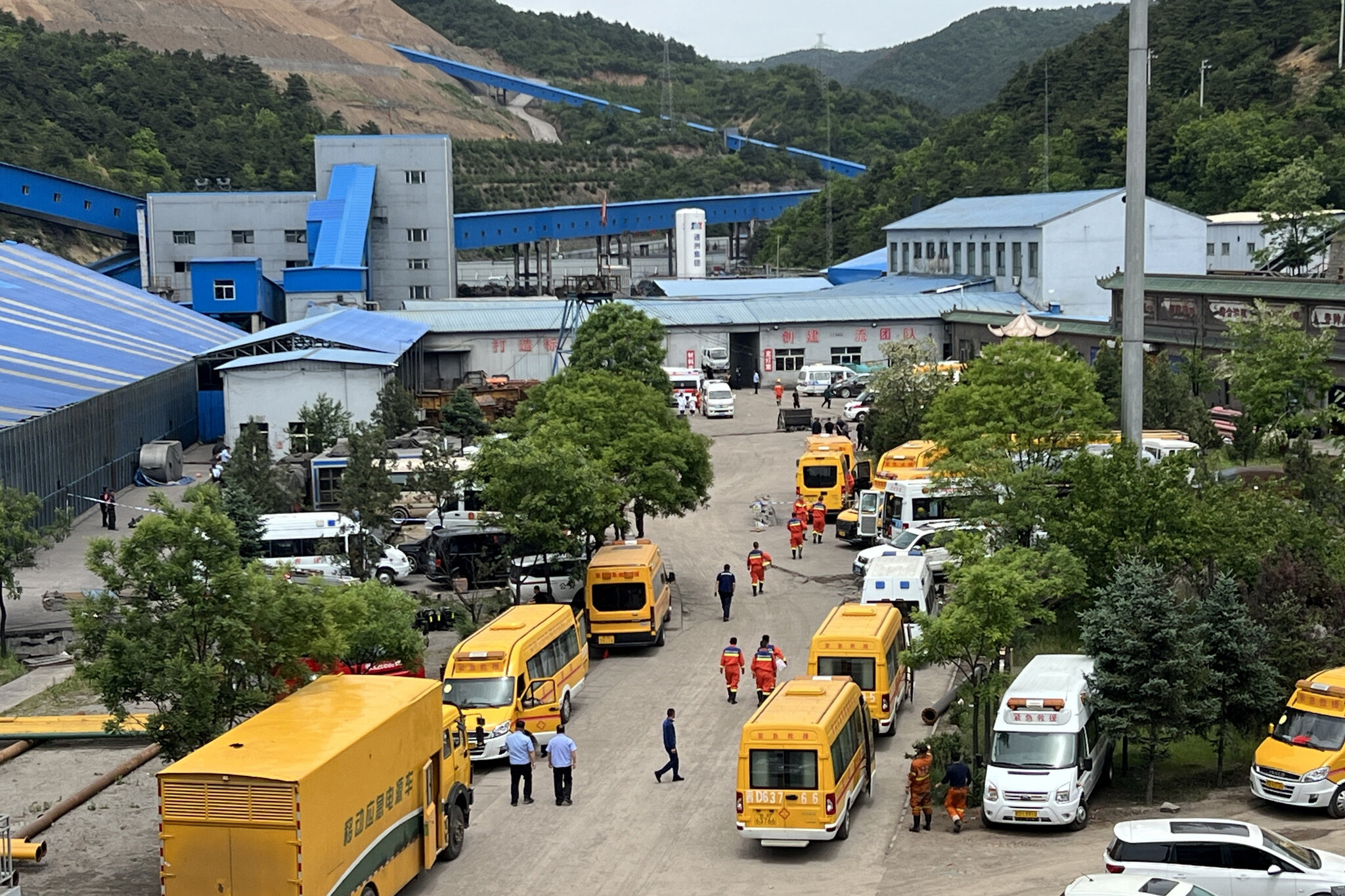 Xi Calls for All-Out Rescue After Coal Mine Explosion Kills at Least 90 in China