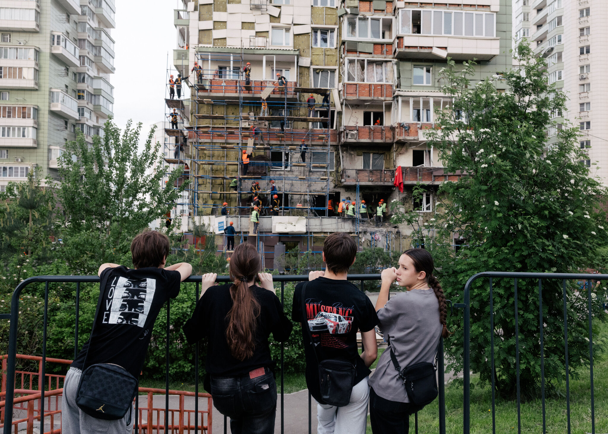 ‘A Total Nightmare’: Voices From a Moscow Hit by Ukrainian Drones