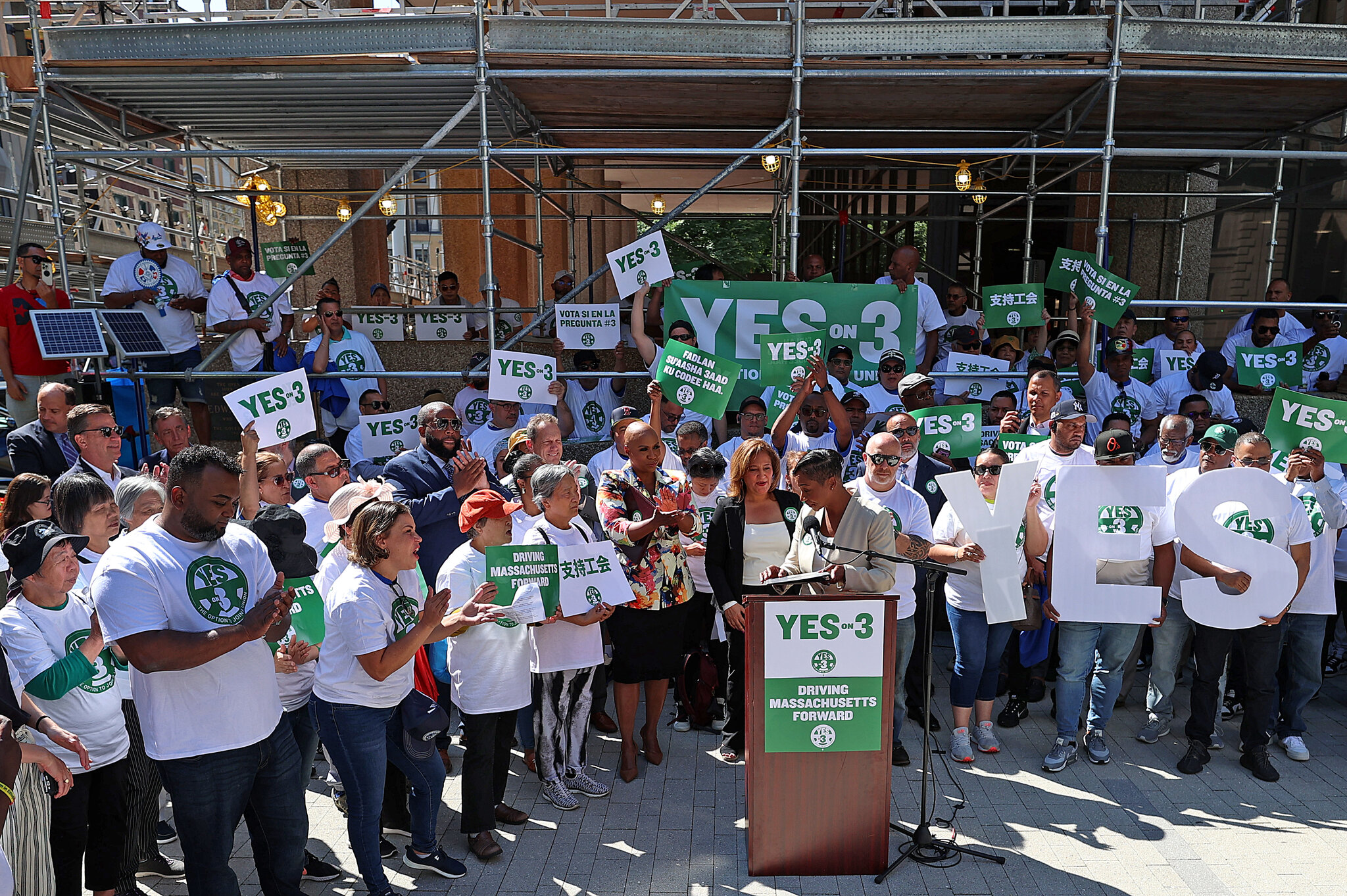 Ride-Share Drivers in Massachusetts Formally Unionize