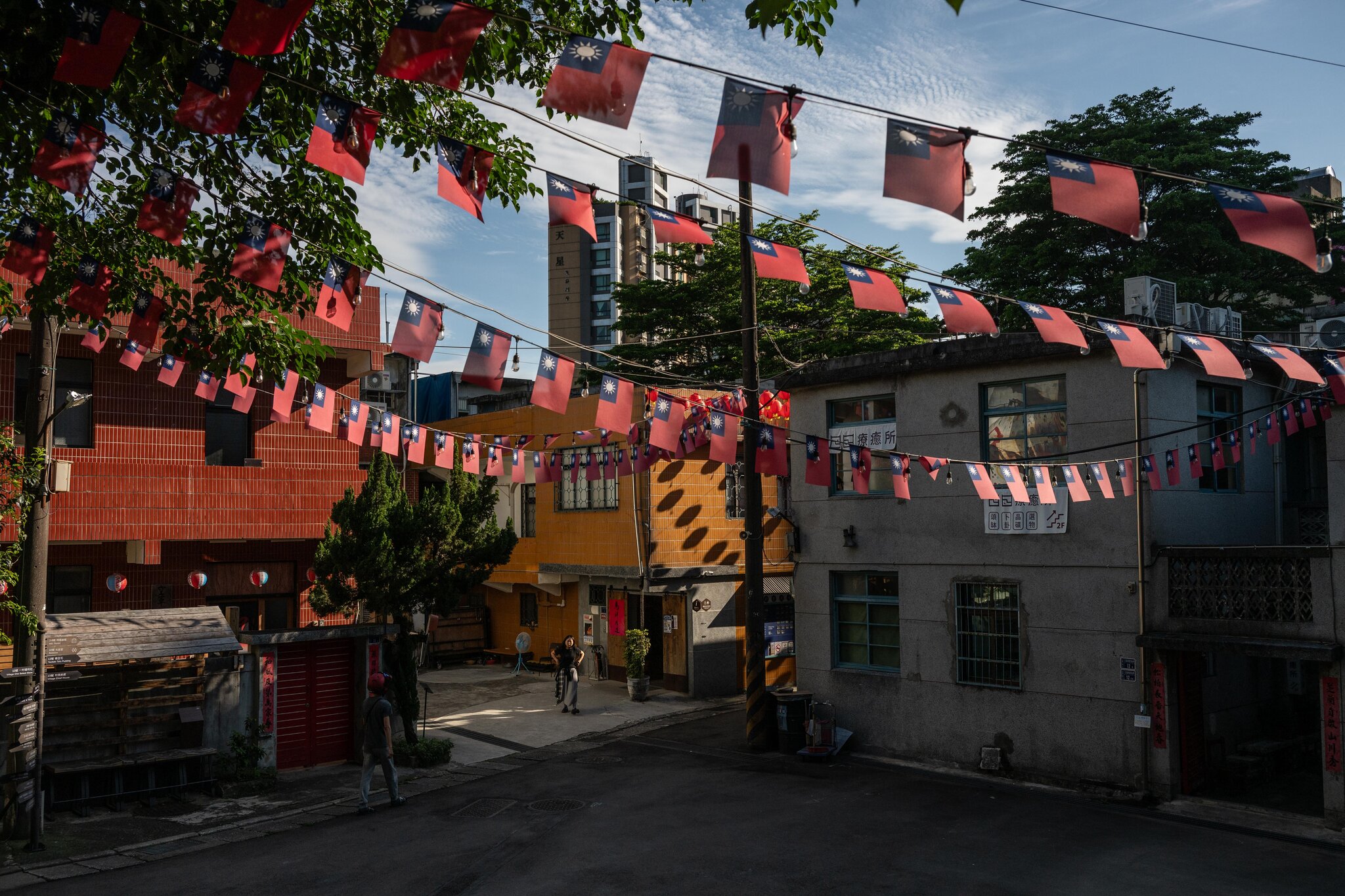 A ‘Mainland Spouse’ Wooed Voters in Taiwan. Now She’s on Trial.