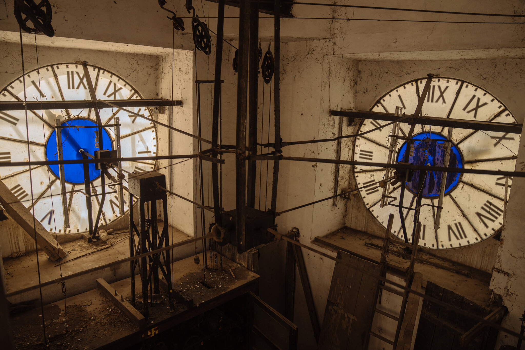 Where Time Is Always 15 Minutes Apart From Everywhere Else