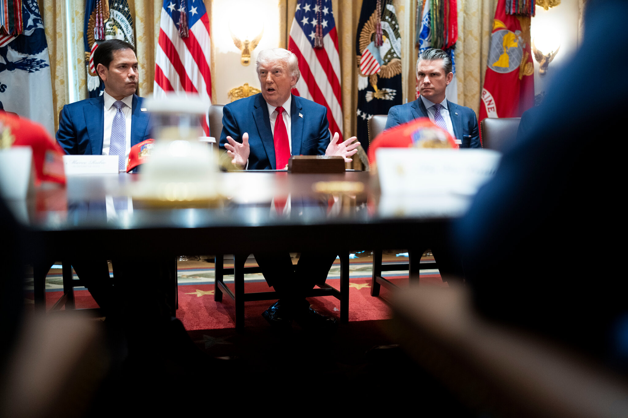 Trump Threatens Oman Over the Strait