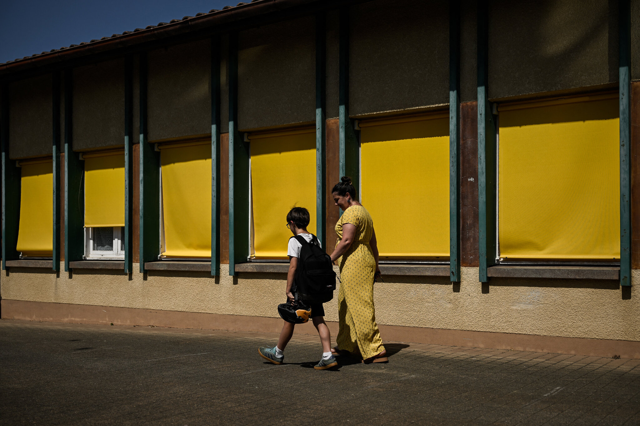 As Climate Change Extends Europe’s Heat Season, Schools Bake