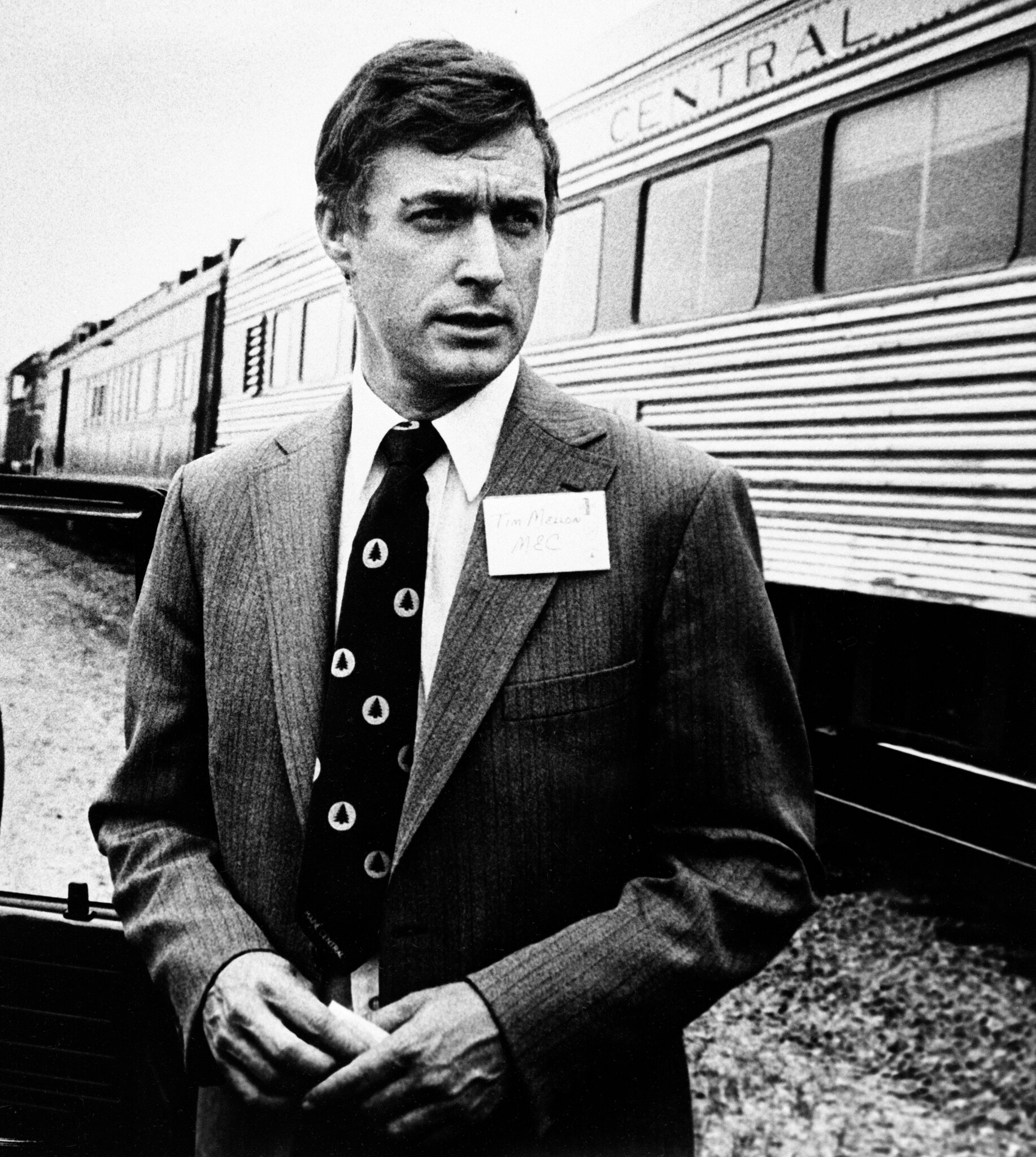 Trump Megadonor Gave $5.5 Million Estate to Robert F. Kennedy Jr.’s Anti-Vaccine Group