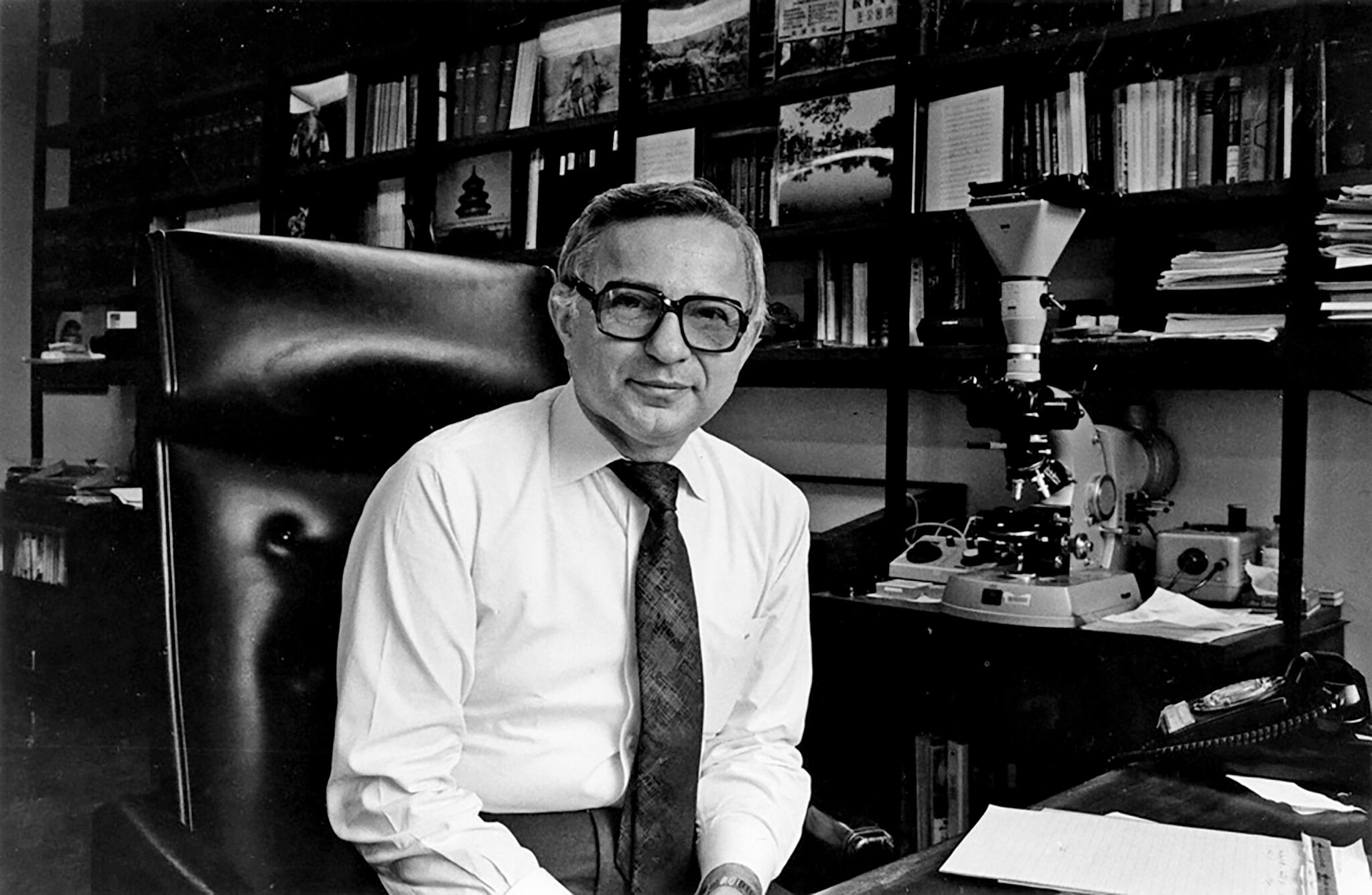 Bernard Roizman, Virologist Who Demystified Herpes, Dies at 96